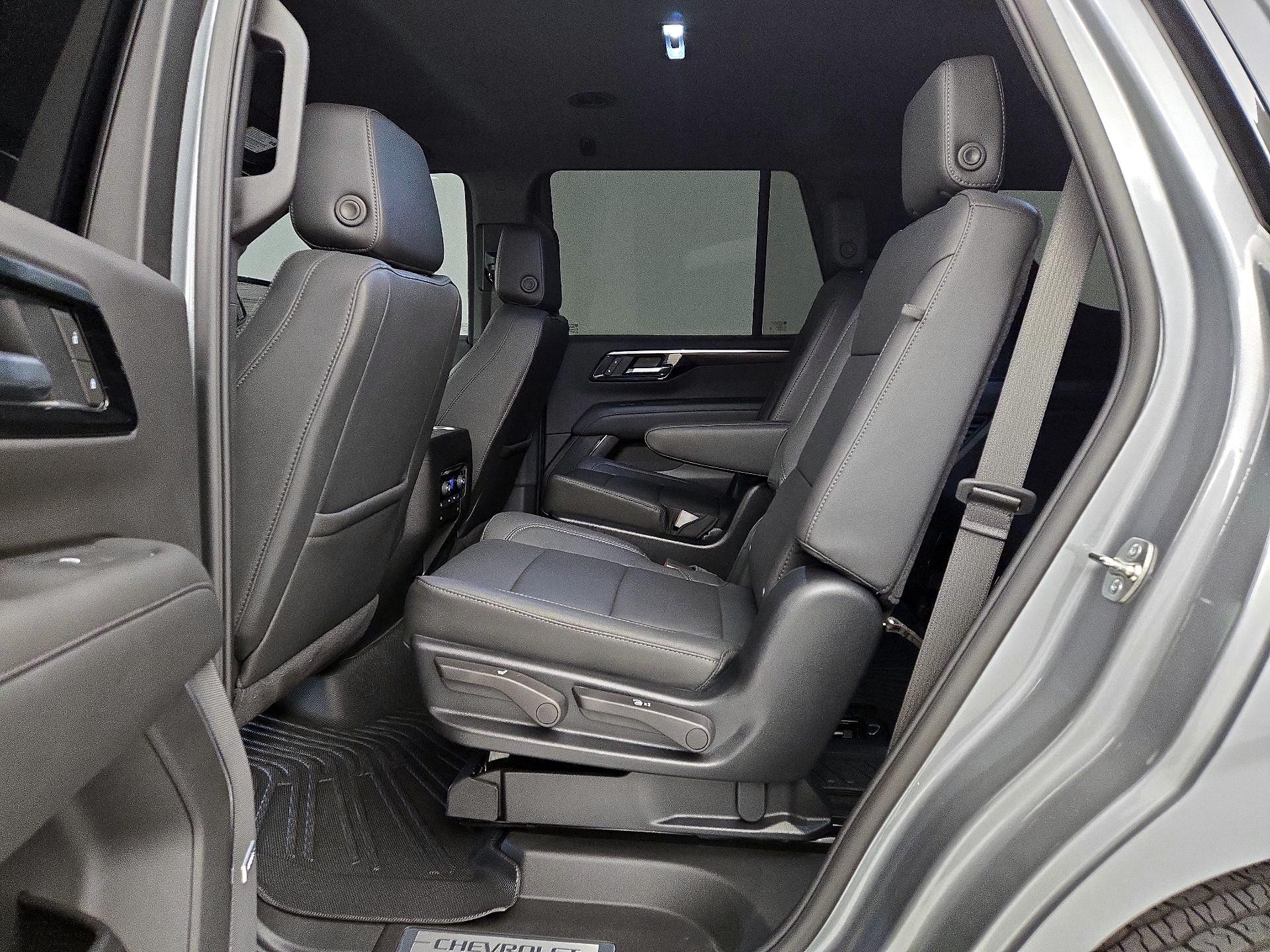 Thumbnail: 2026 Chevrolet Tahoe - 20