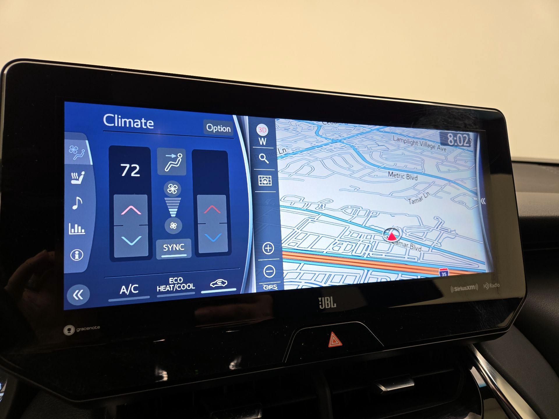 Thumbnail: 2021 Toyota Venza - 14