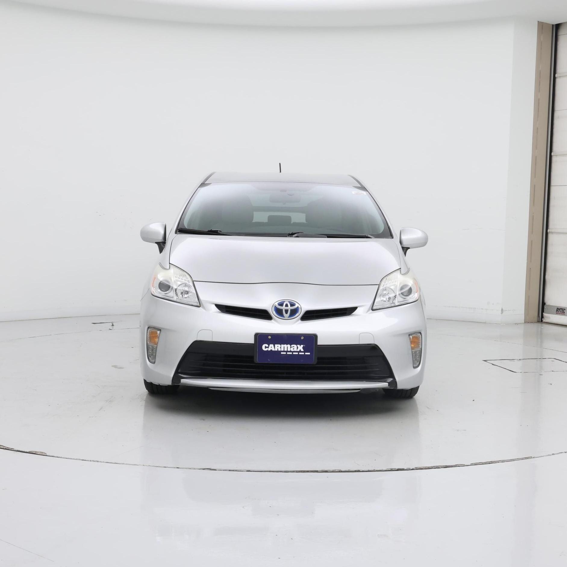 Thumbnail: 2015 Toyota Prius - 5