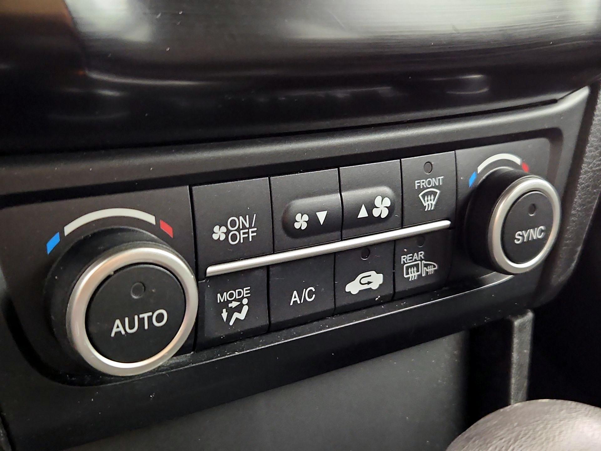 Thumbnail: 2017 Acura ILX - 16