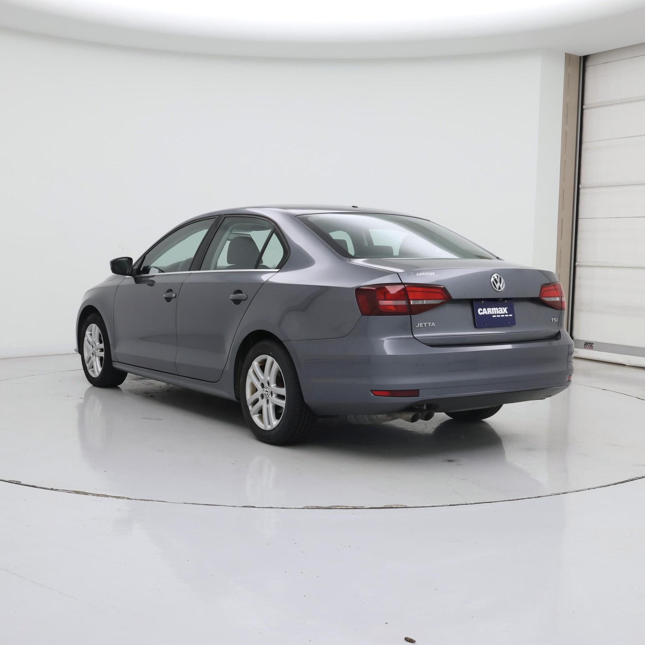 Thumbnail: 2017 Volkswagen Jetta - 2