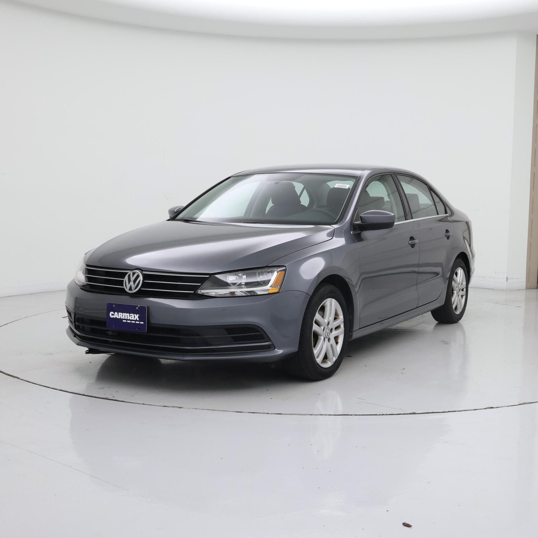 Thumbnail: 2017 Volkswagen Jetta - 4