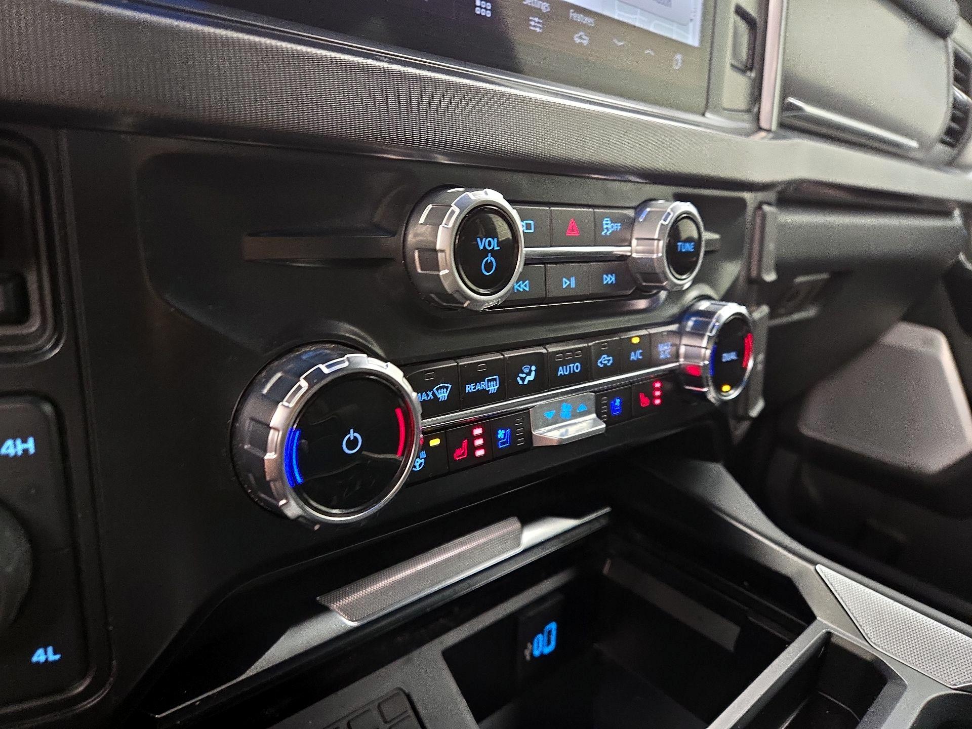 Thumbnail: 2025 Ford F-350 - 17