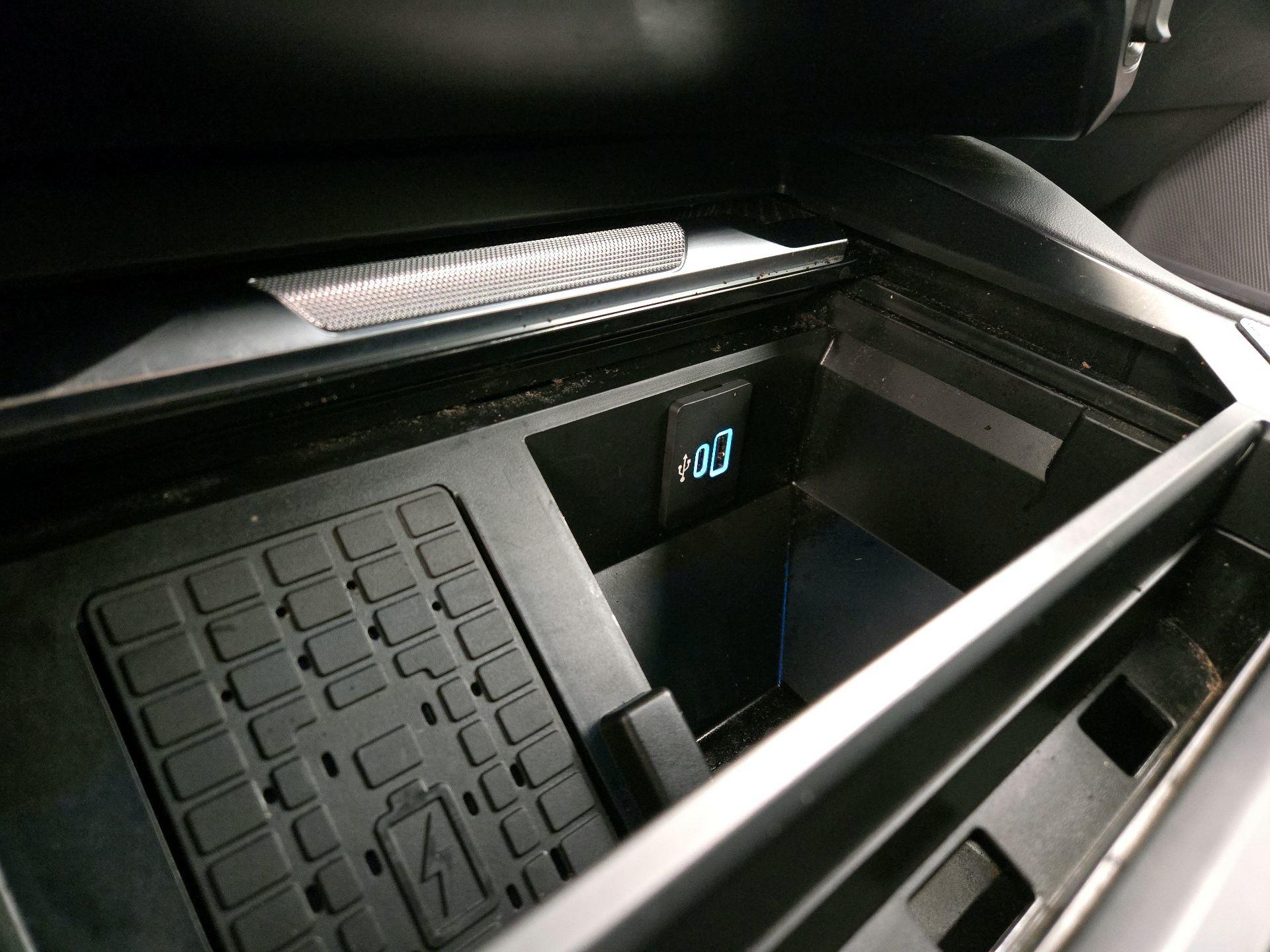 Thumbnail: 2025 Ford F-350 - 19