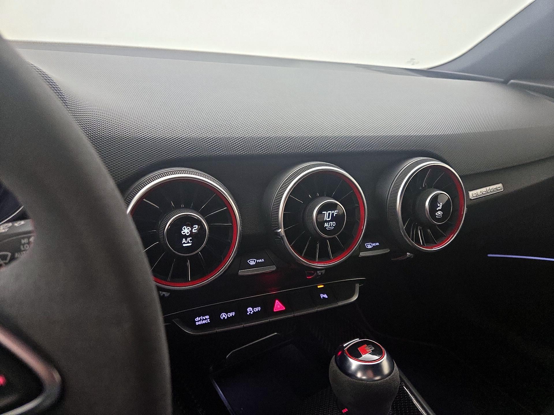 Thumbnail: 2022 Audi TTS - 16