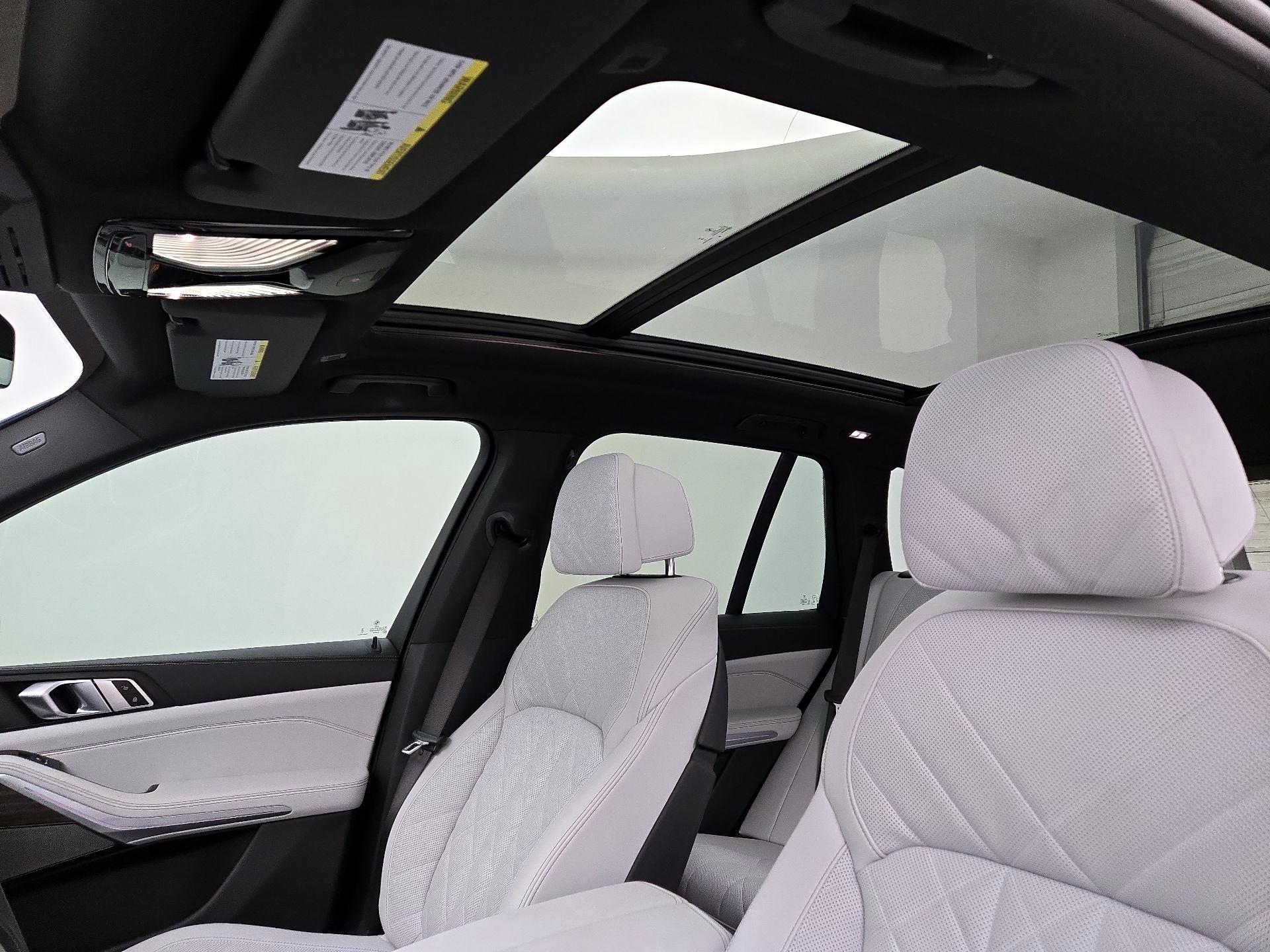 Thumbnail: 2024 BMW X5 - 20