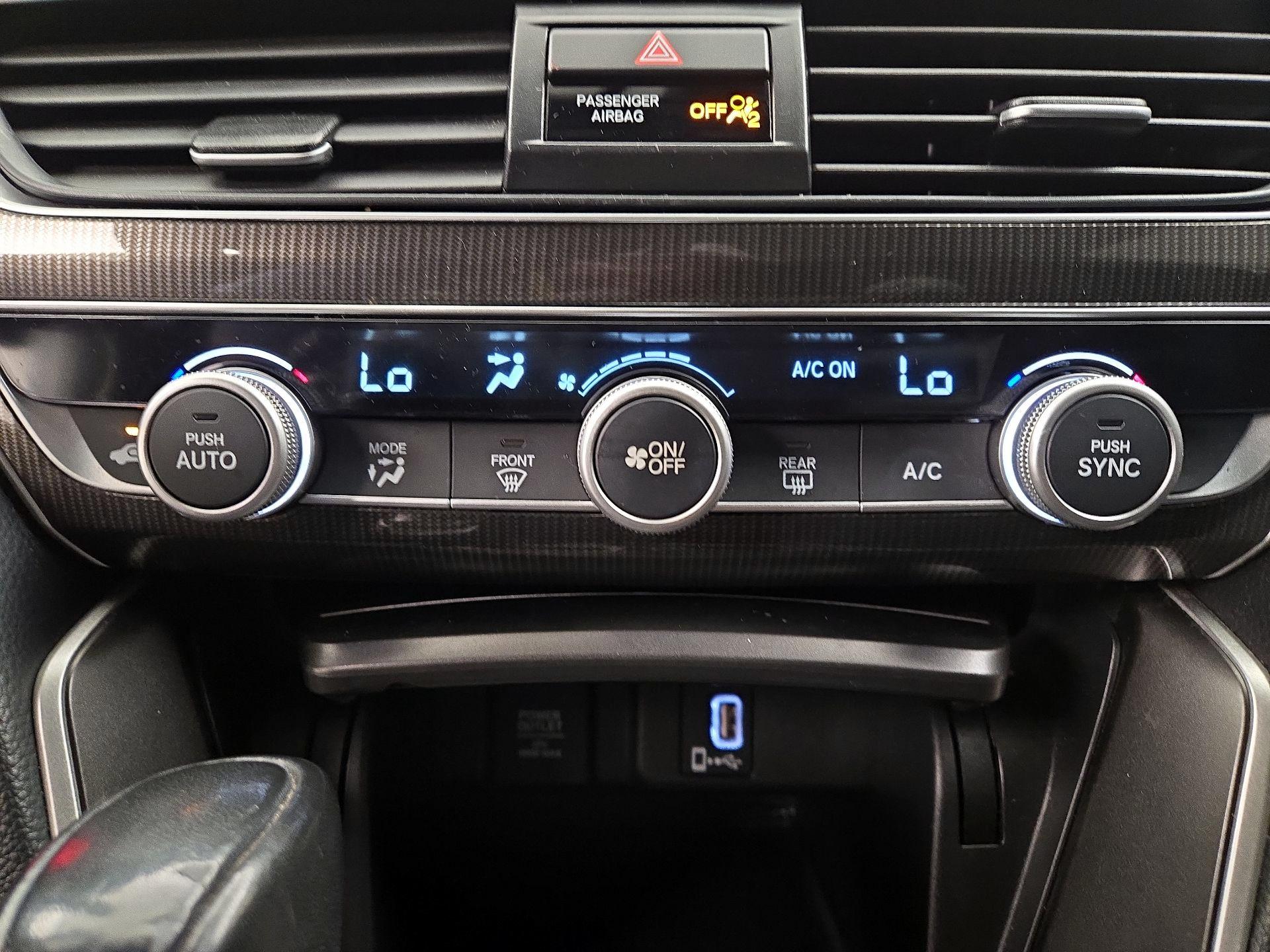 Thumbnail: 2018 Honda Accord - 17