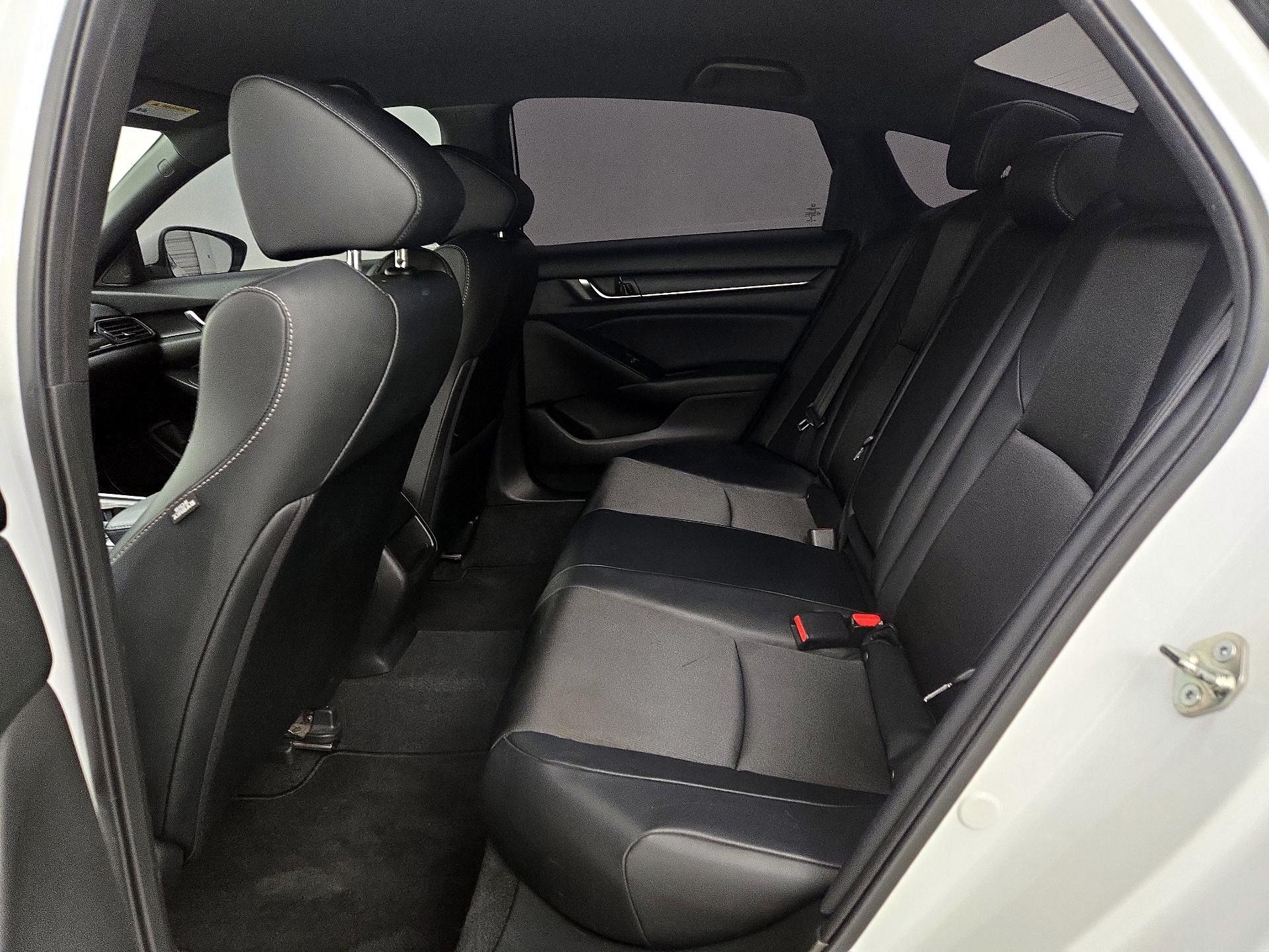 Thumbnail: 2018 Honda Accord - 20