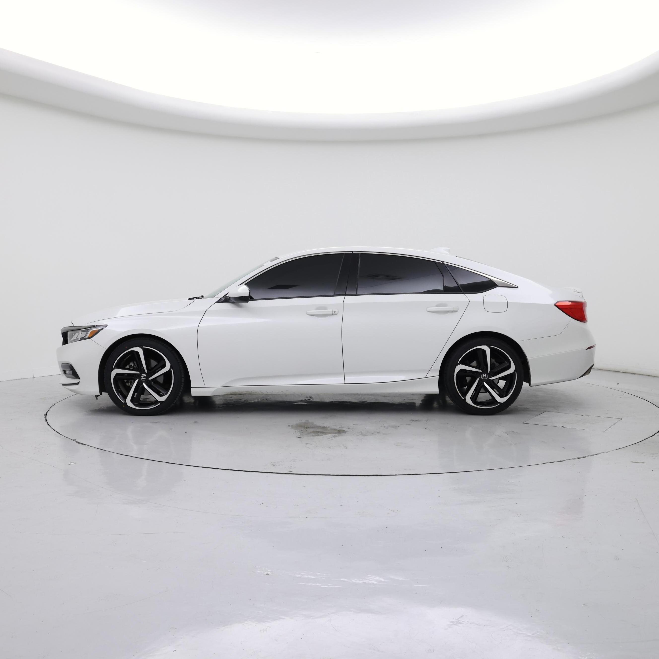 Thumbnail: 2018 Honda Accord - 3