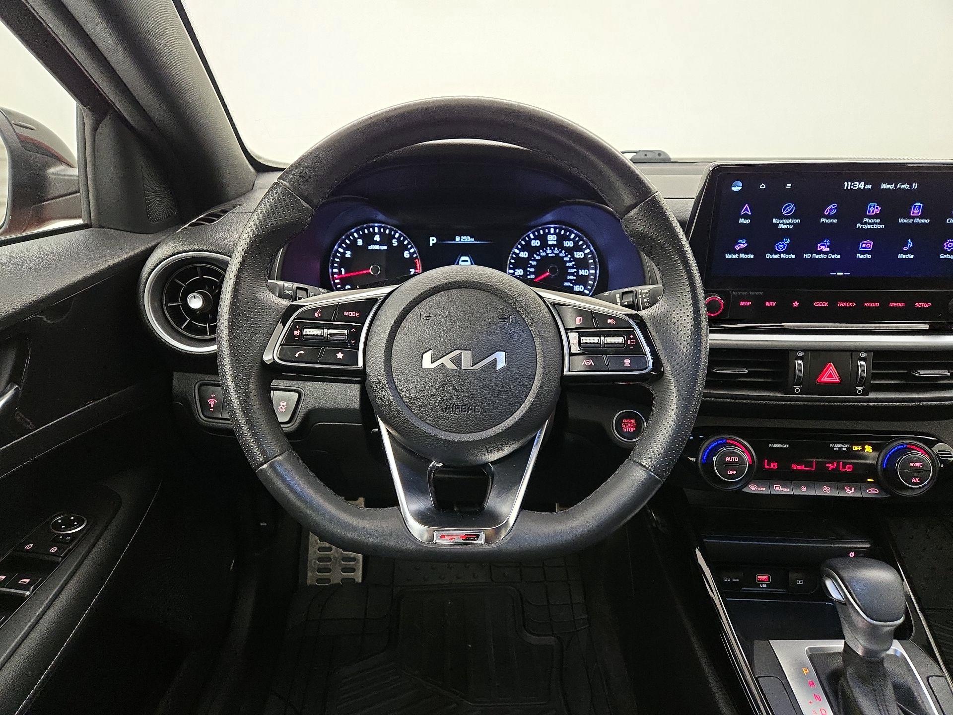 Thumbnail: 2023 Kia Forte - 10