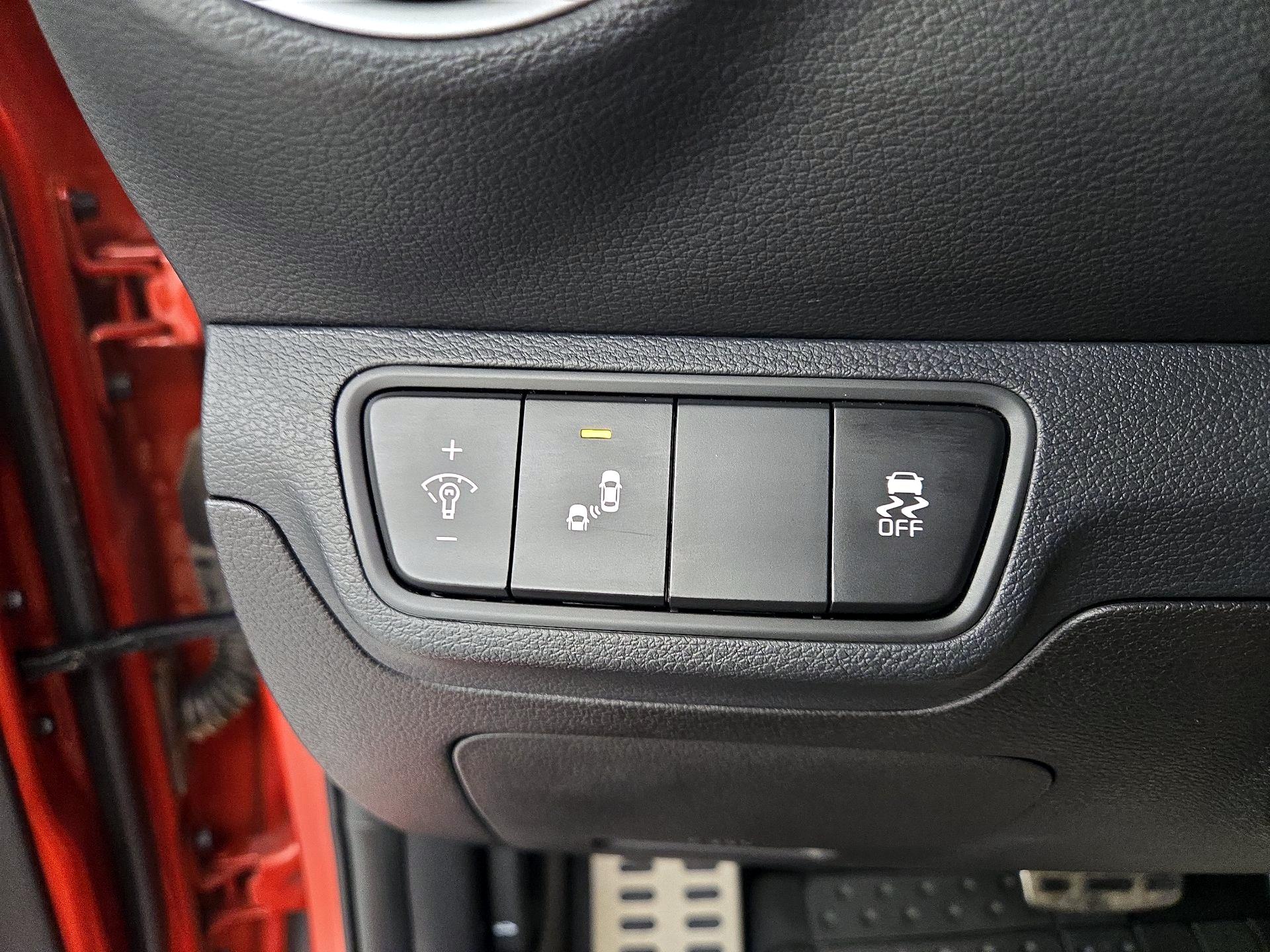 Thumbnail: 2023 Kia Forte - 13