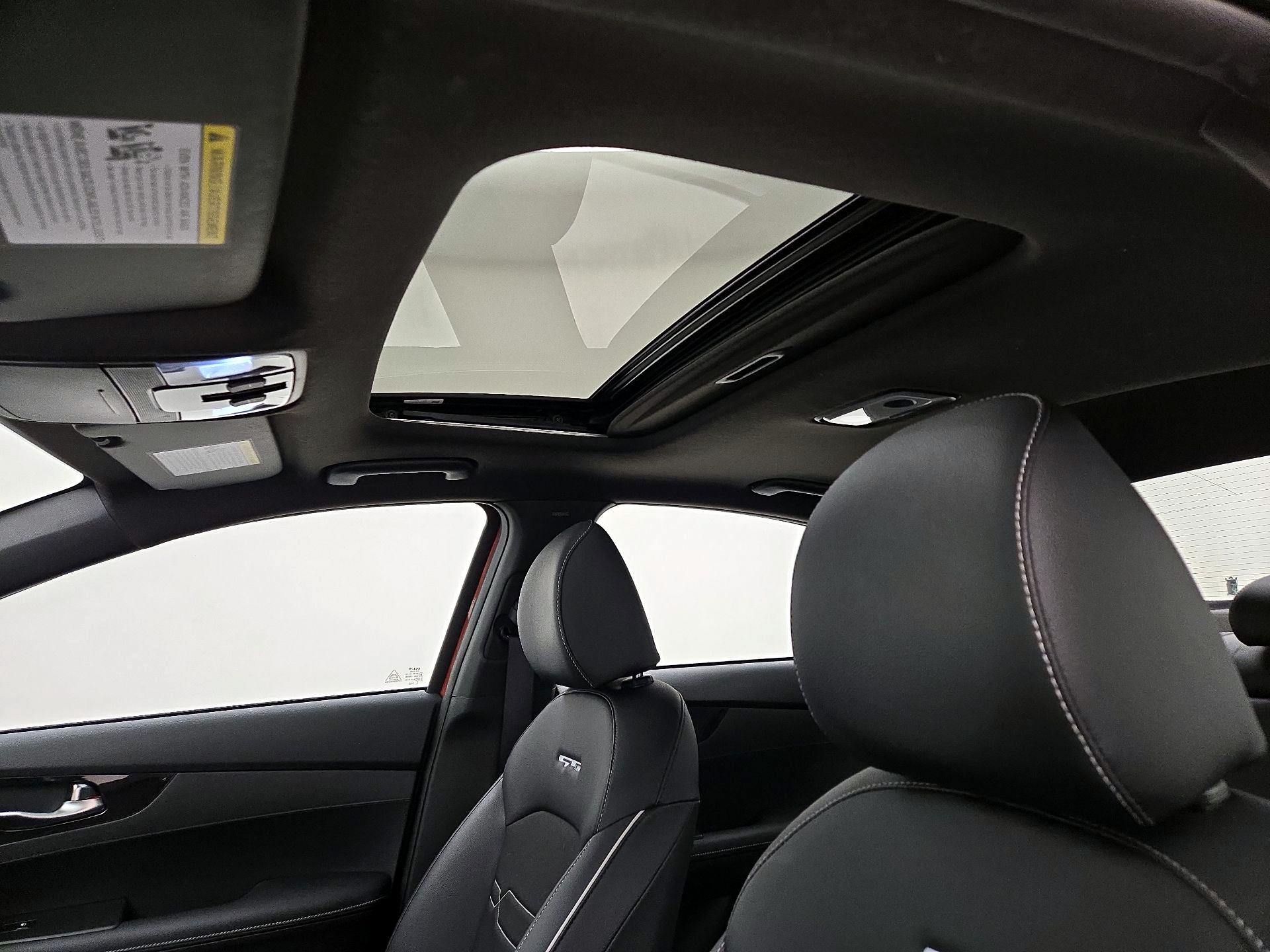 Thumbnail: 2023 Kia Forte - 20