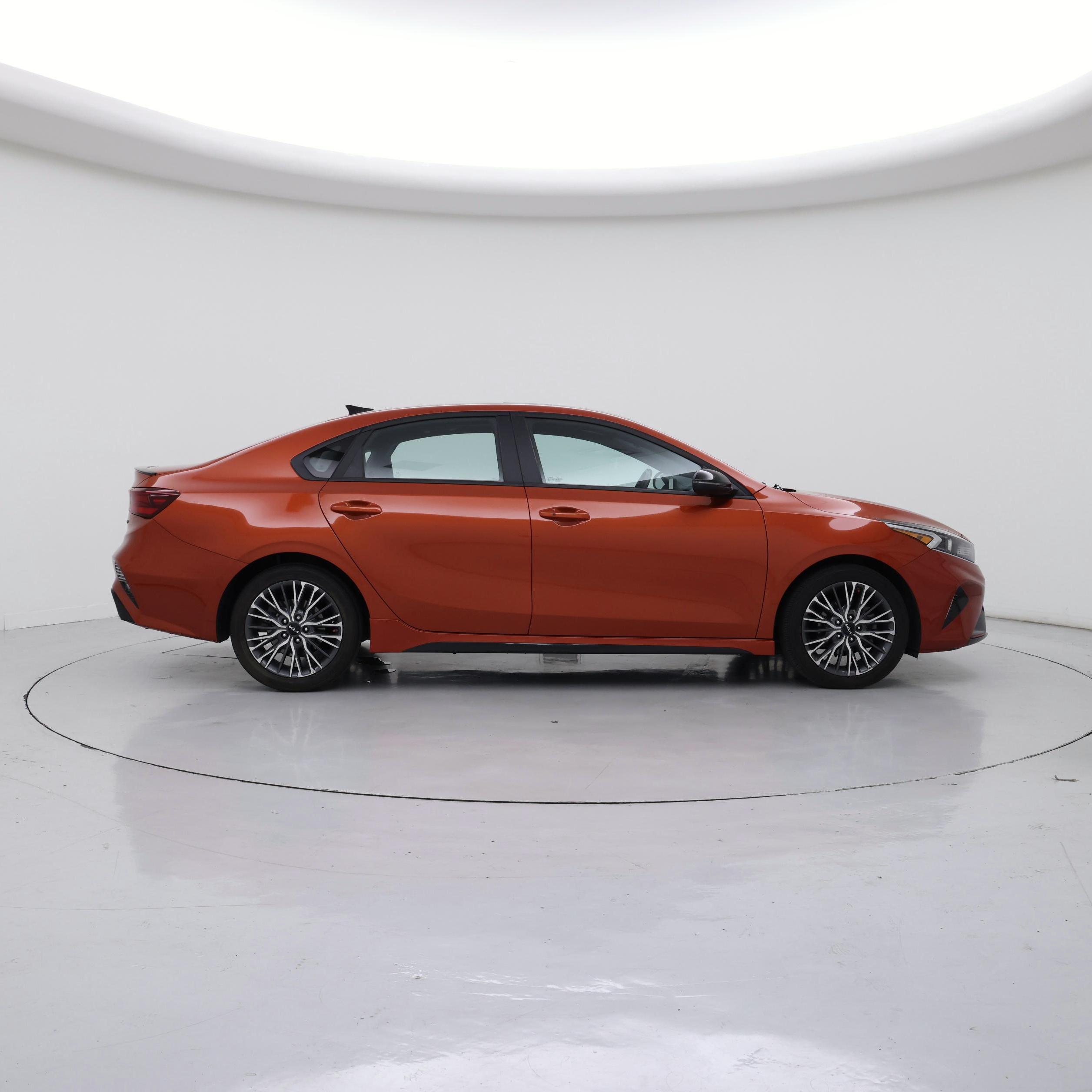 Thumbnail: 2023 Kia Forte - 7