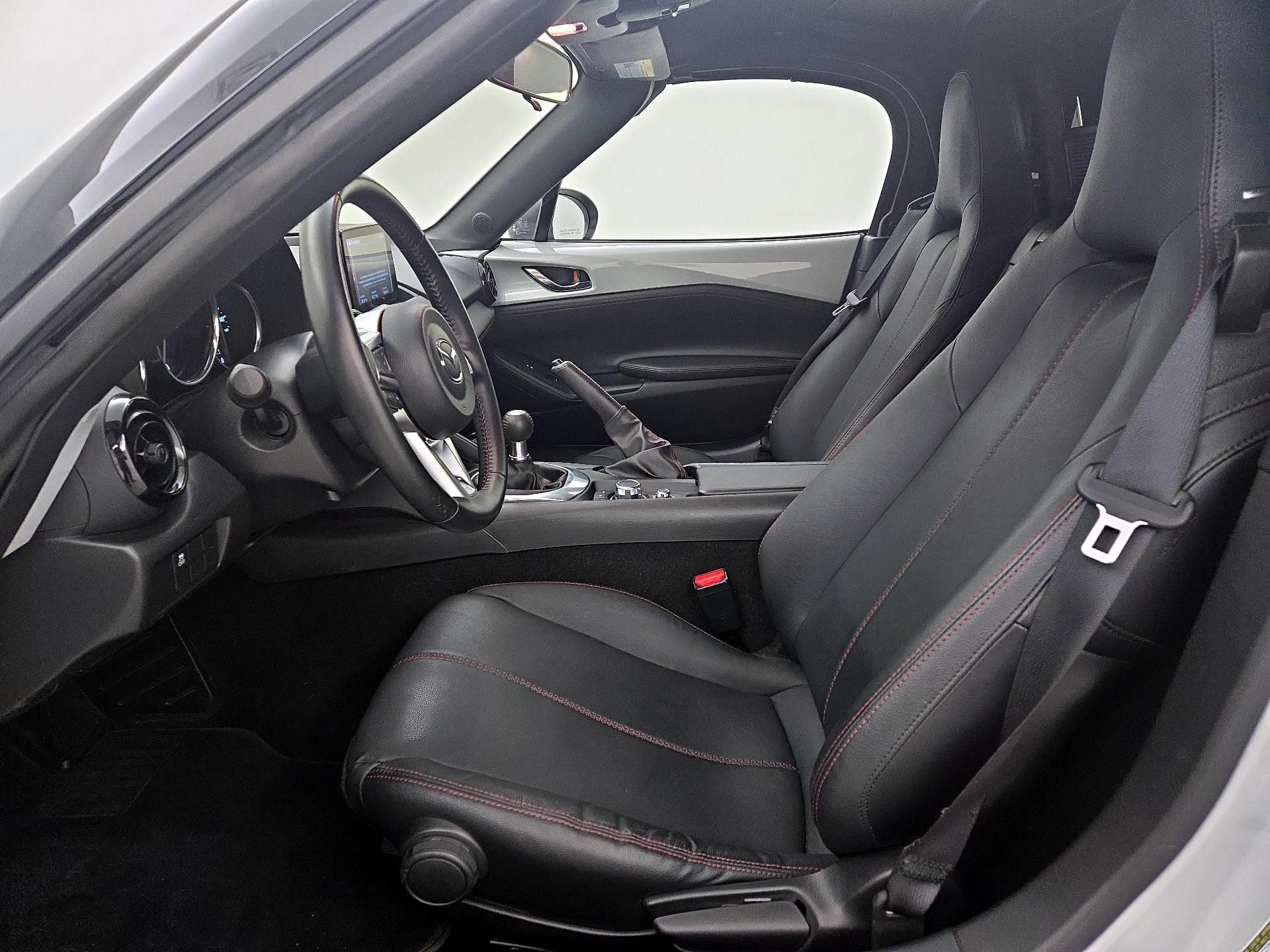 Thumbnail: 2019 Mazda MX-5 Miata - 11