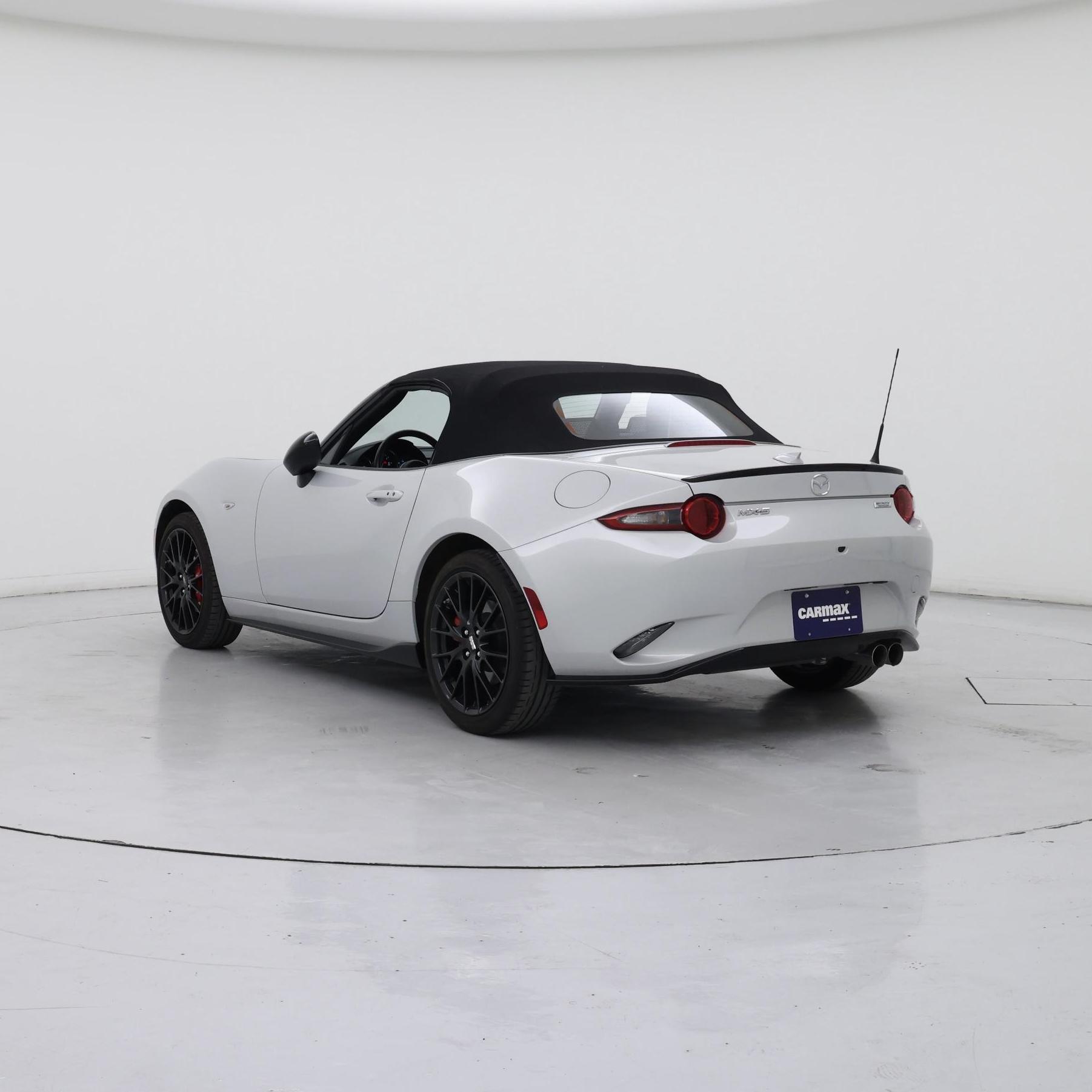 Thumbnail: 2019 Mazda MX-5 Miata - 2
