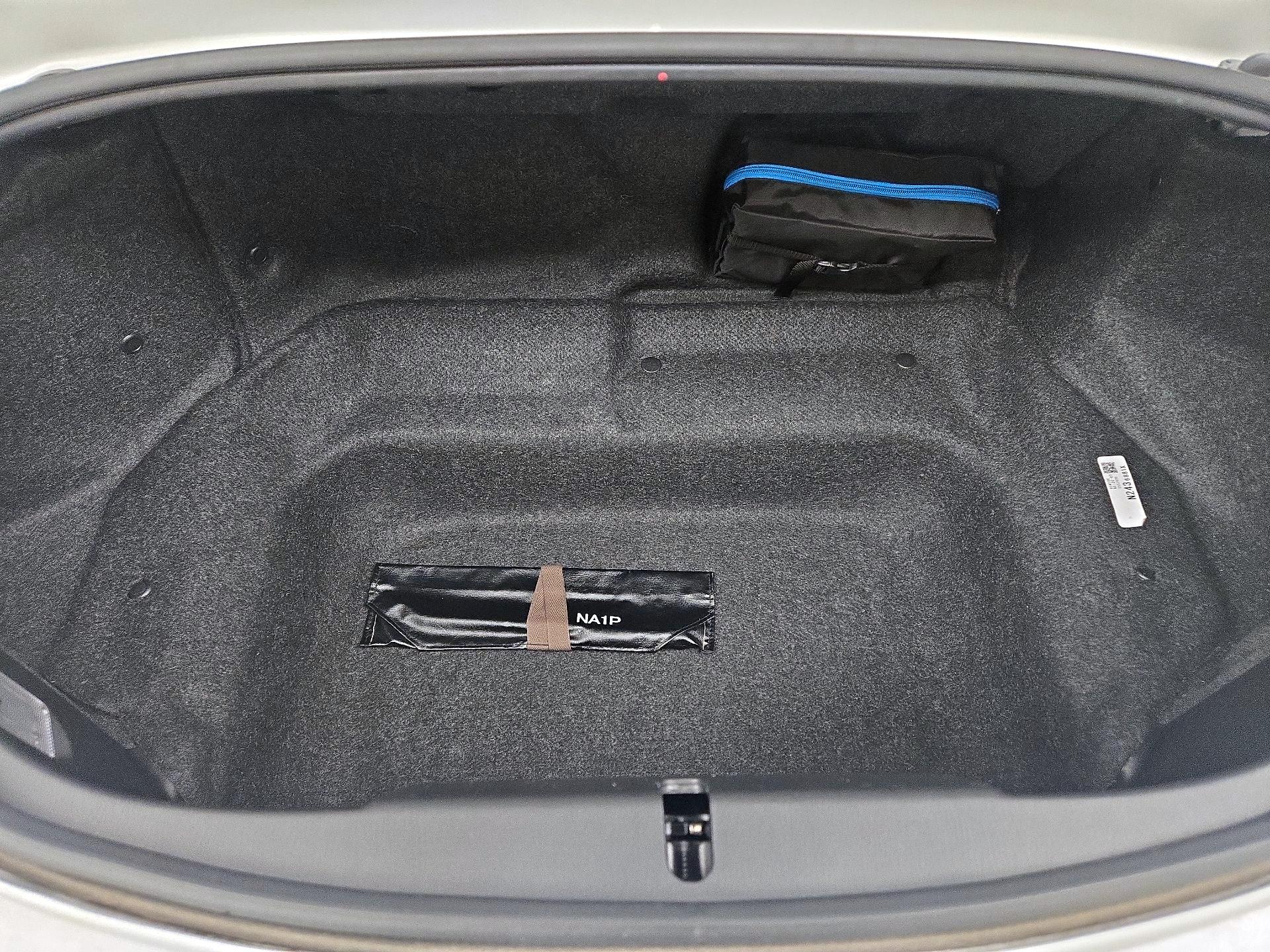 Thumbnail: 2019 Mazda MX-5 Miata - 20