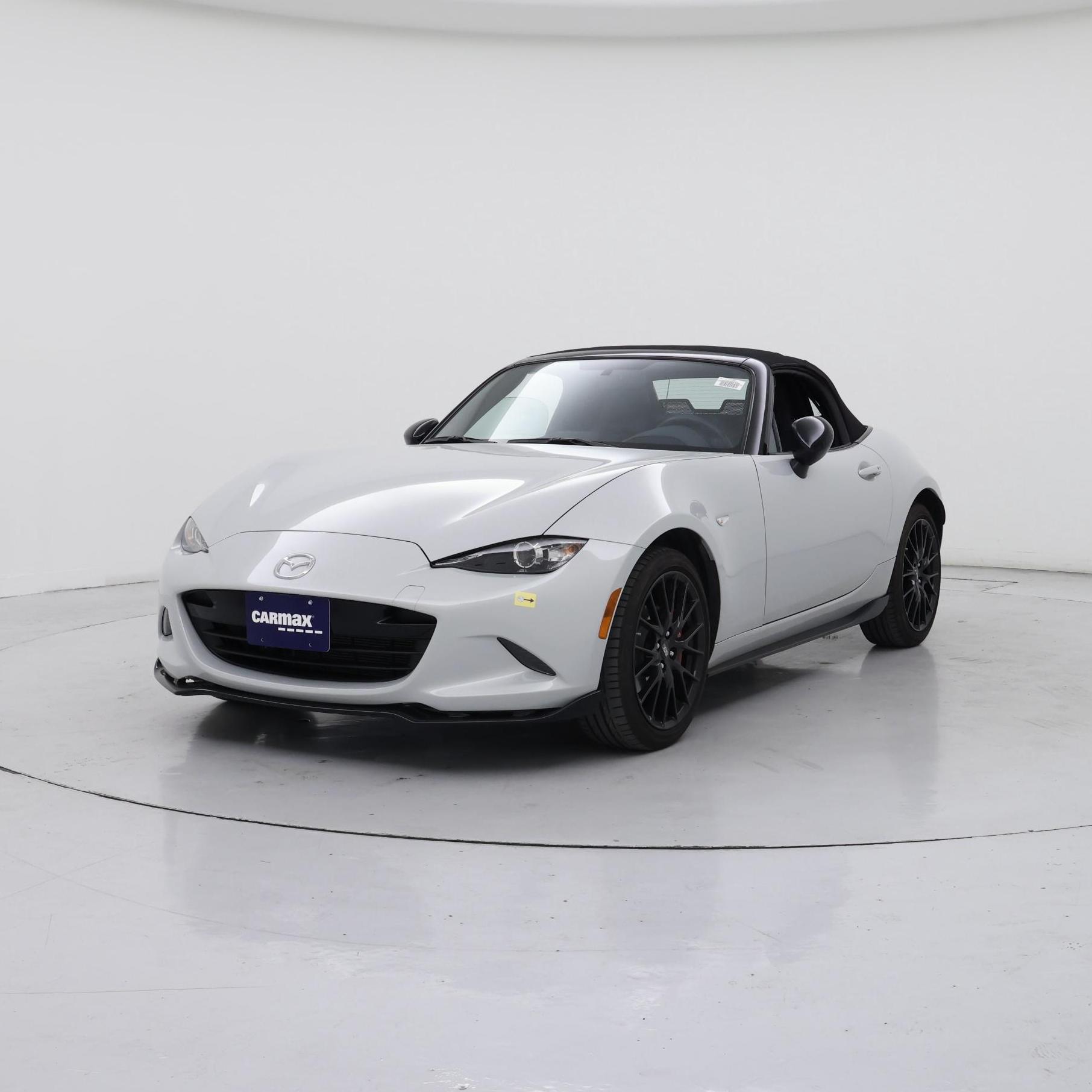 Thumbnail: 2019 Mazda MX-5 Miata - 4