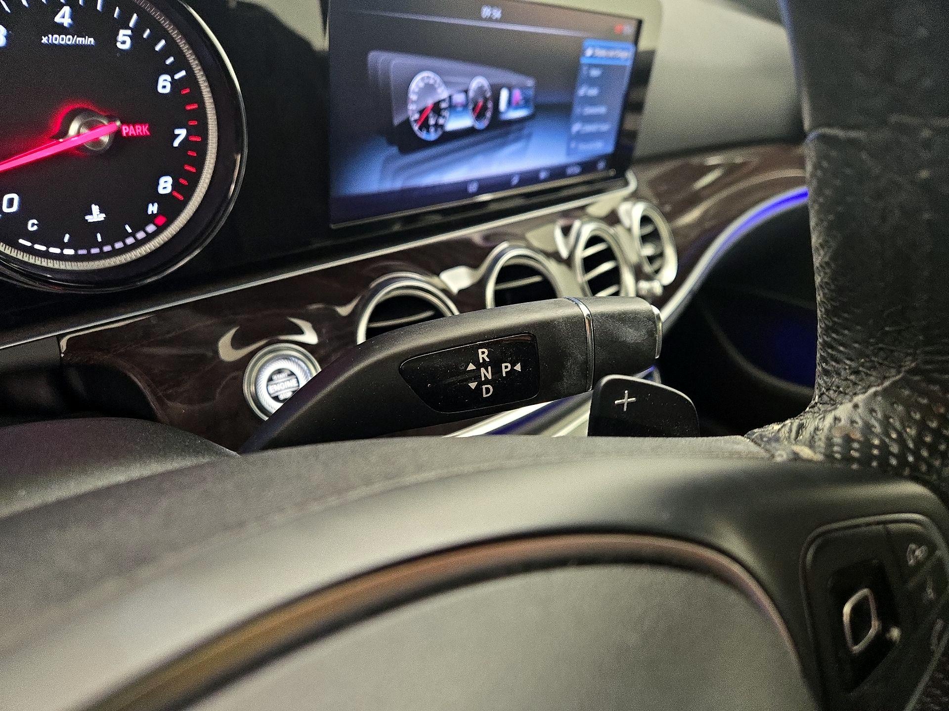 Thumbnail: 2017 Mercedes-Benz E-Class - 18