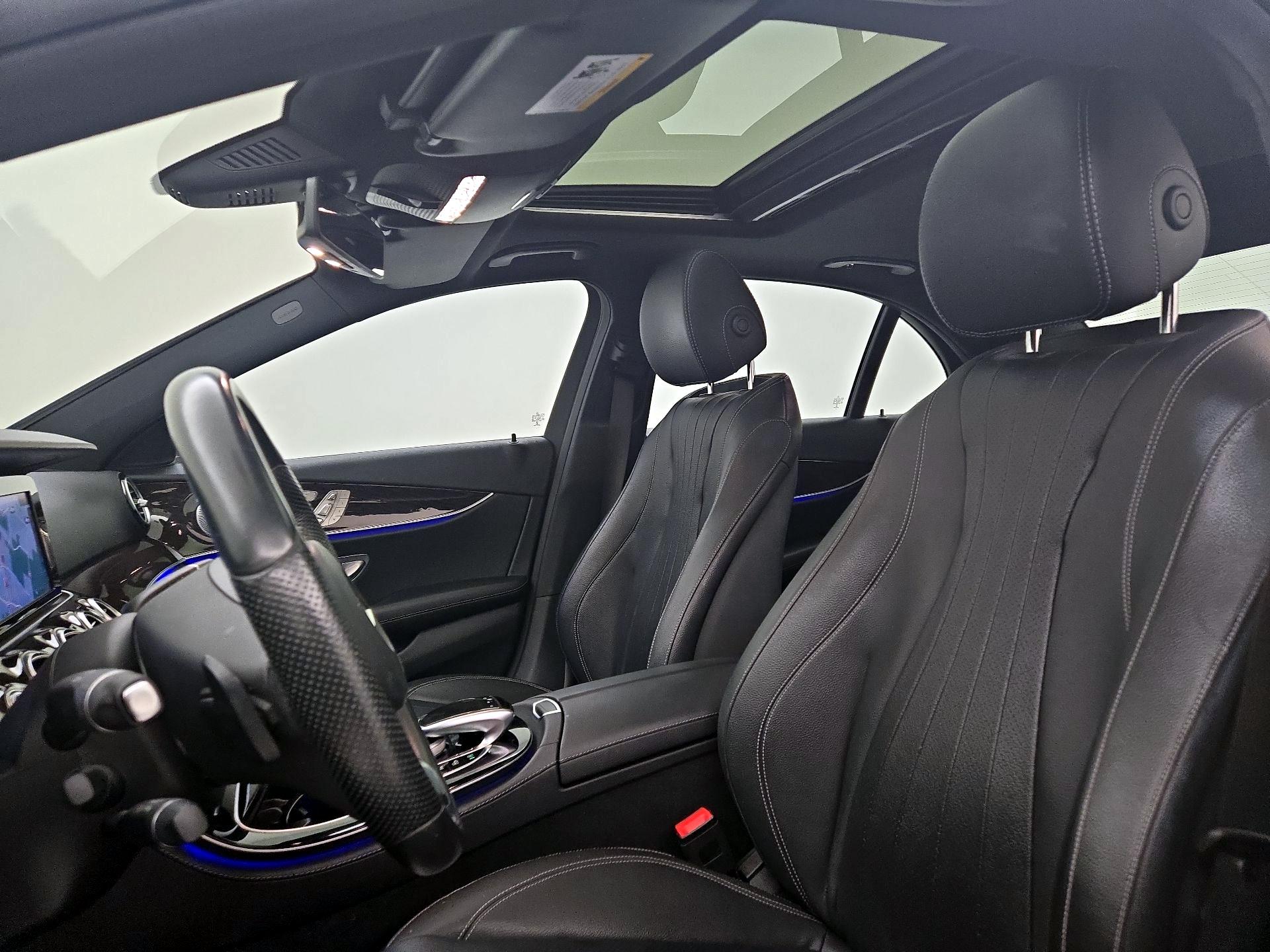 Thumbnail: 2017 Mercedes-Benz E-Class - 20