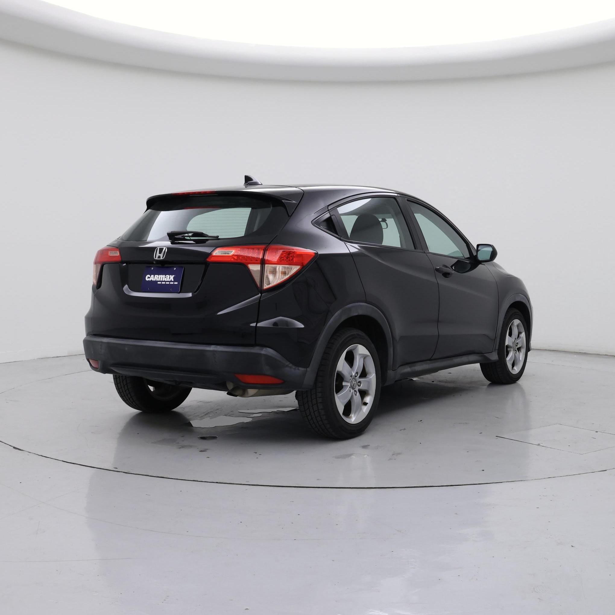 Thumbnail: 2016 Honda HR-V - 8
