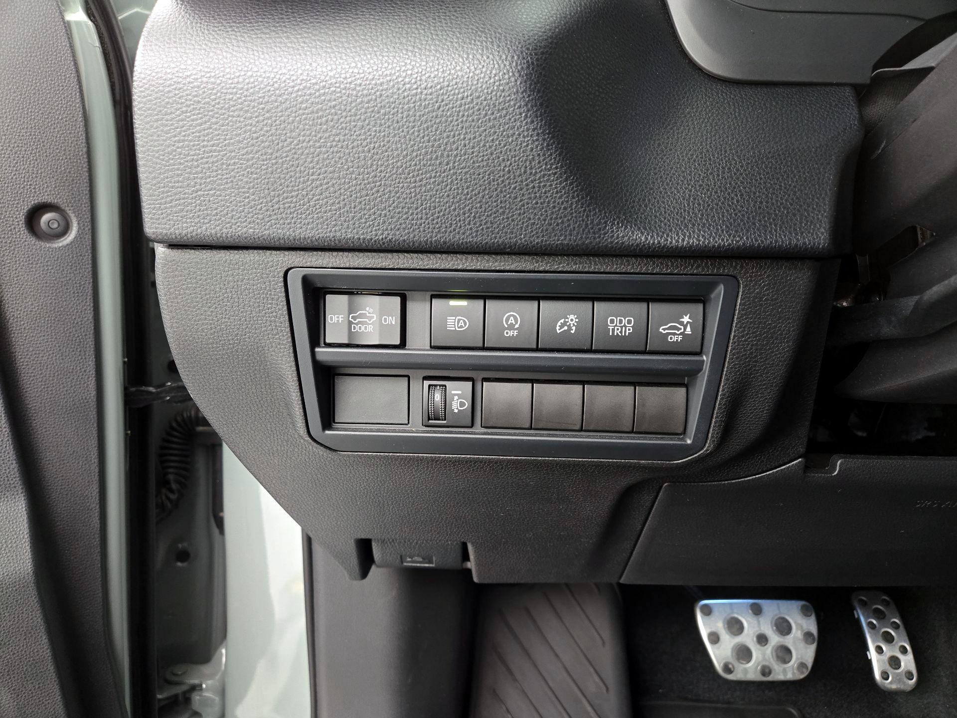 Thumbnail: 2025 Toyota Tundra - 13