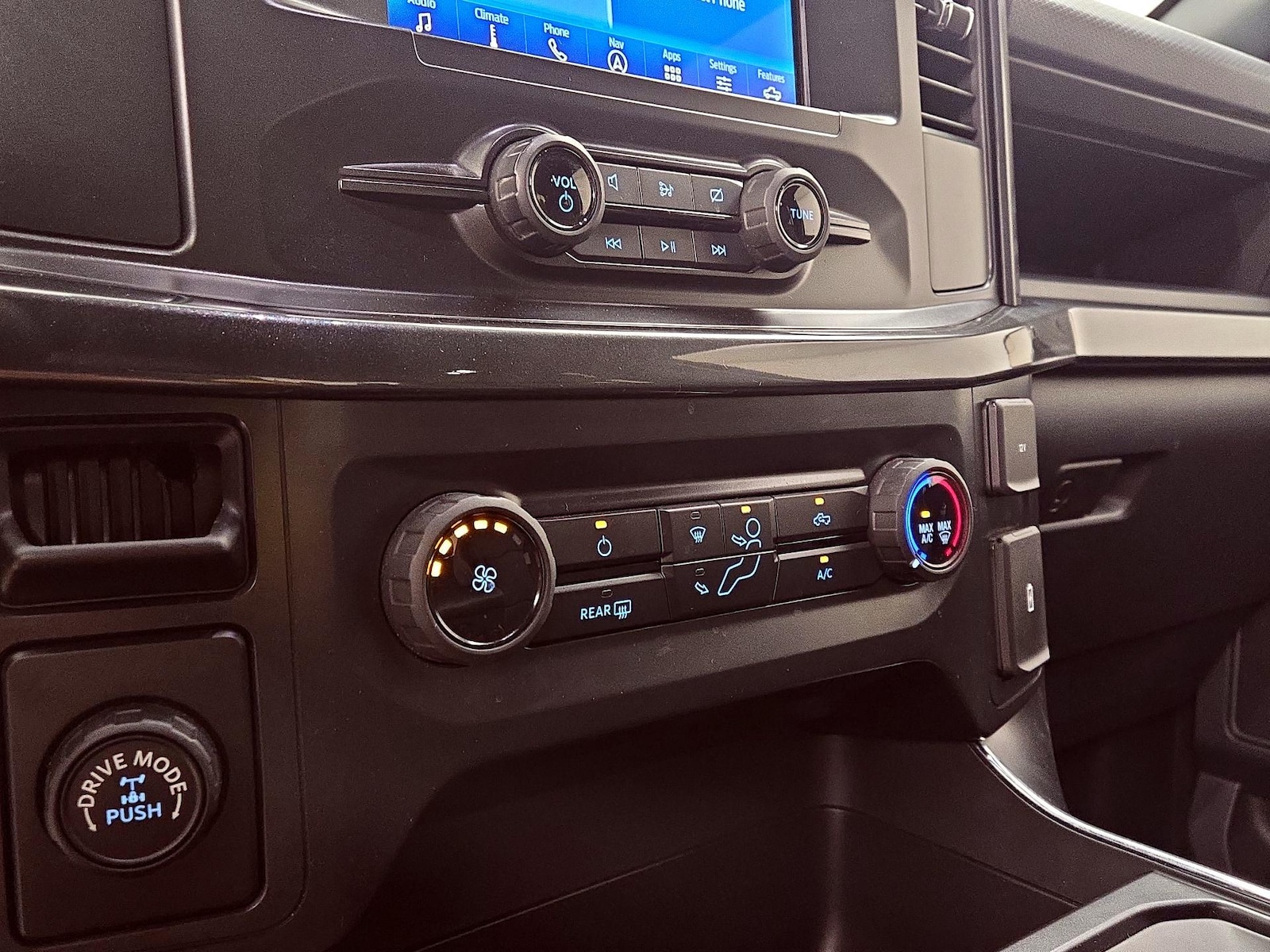 2022 Ford F-150 XL - Photo 18