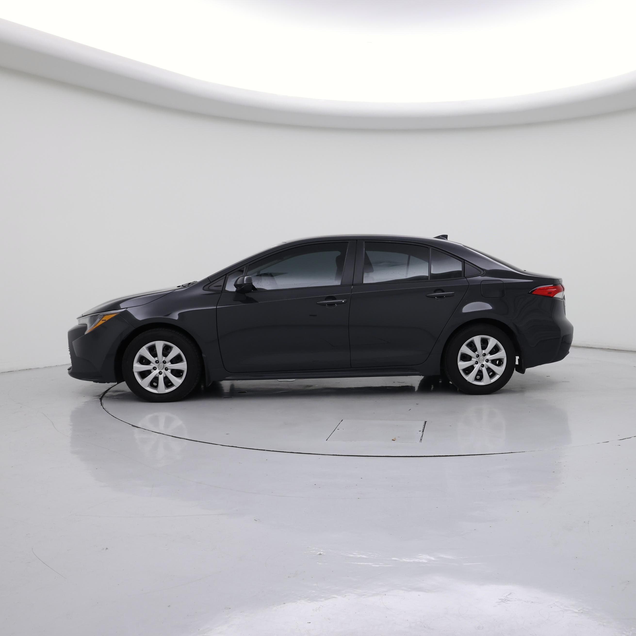 Thumbnail: 2025 Toyota Corolla - 3