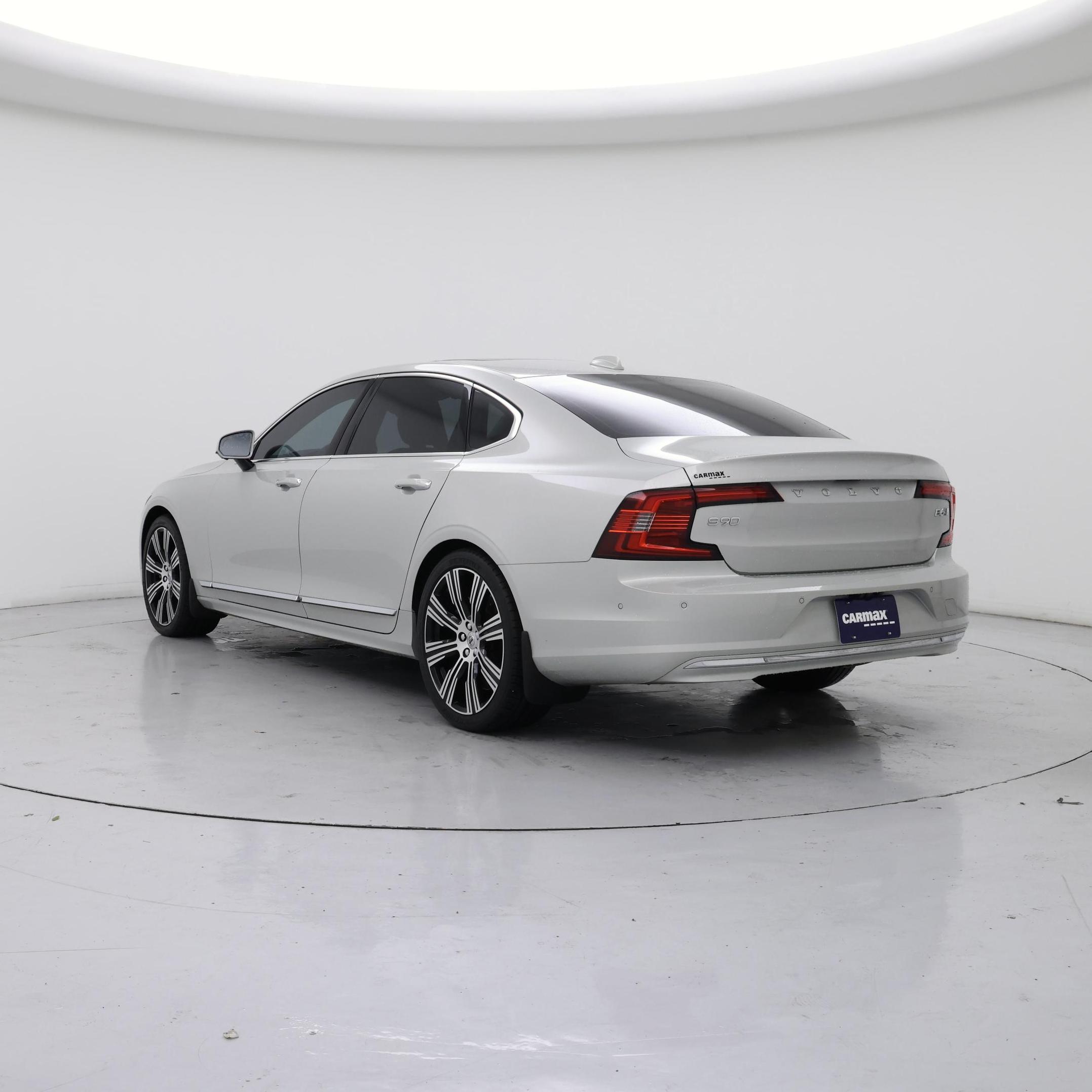 Thumbnail: 2022 Volvo S90 - 2