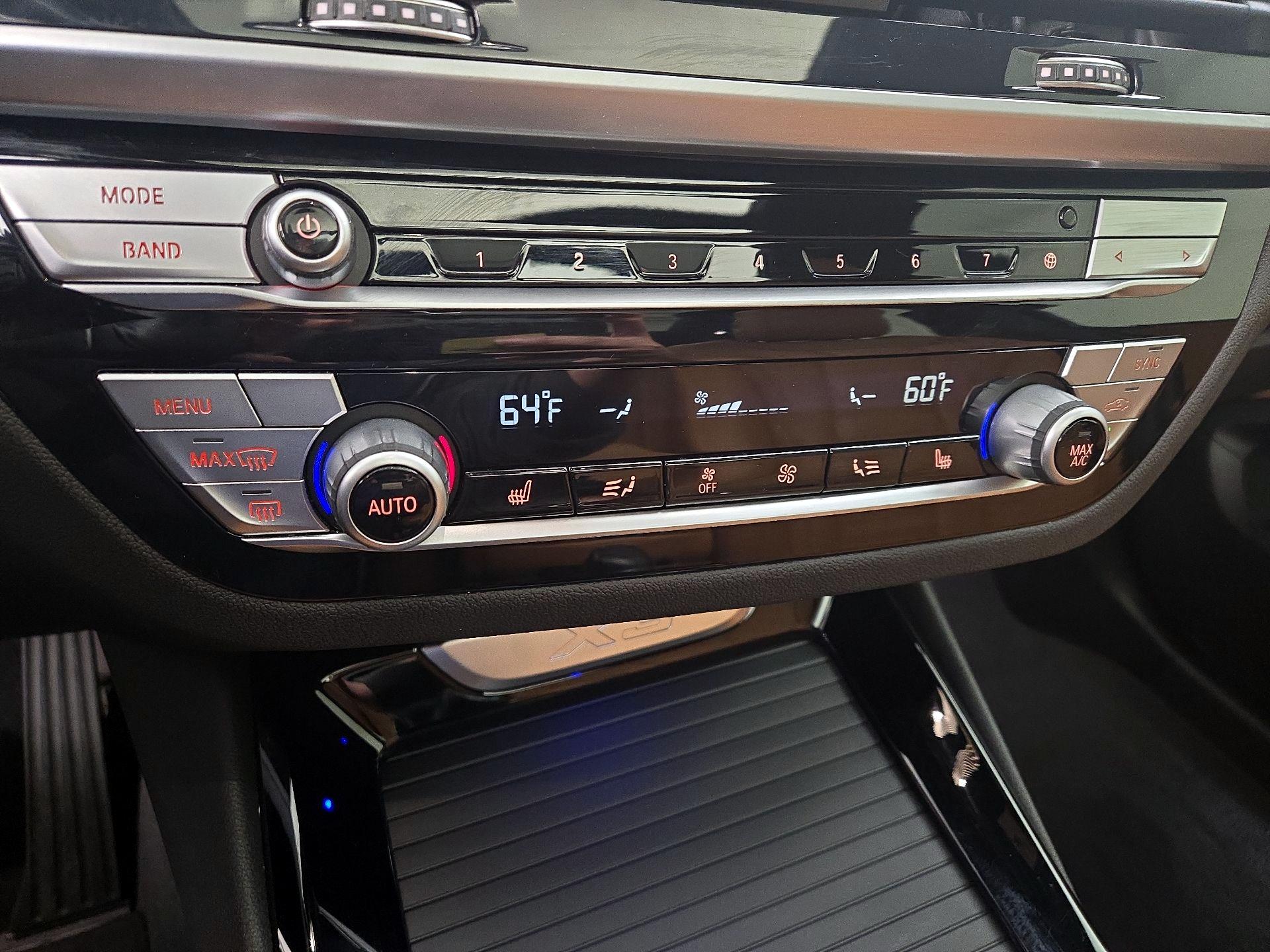 Thumbnail: 2021 BMW X3 - 17