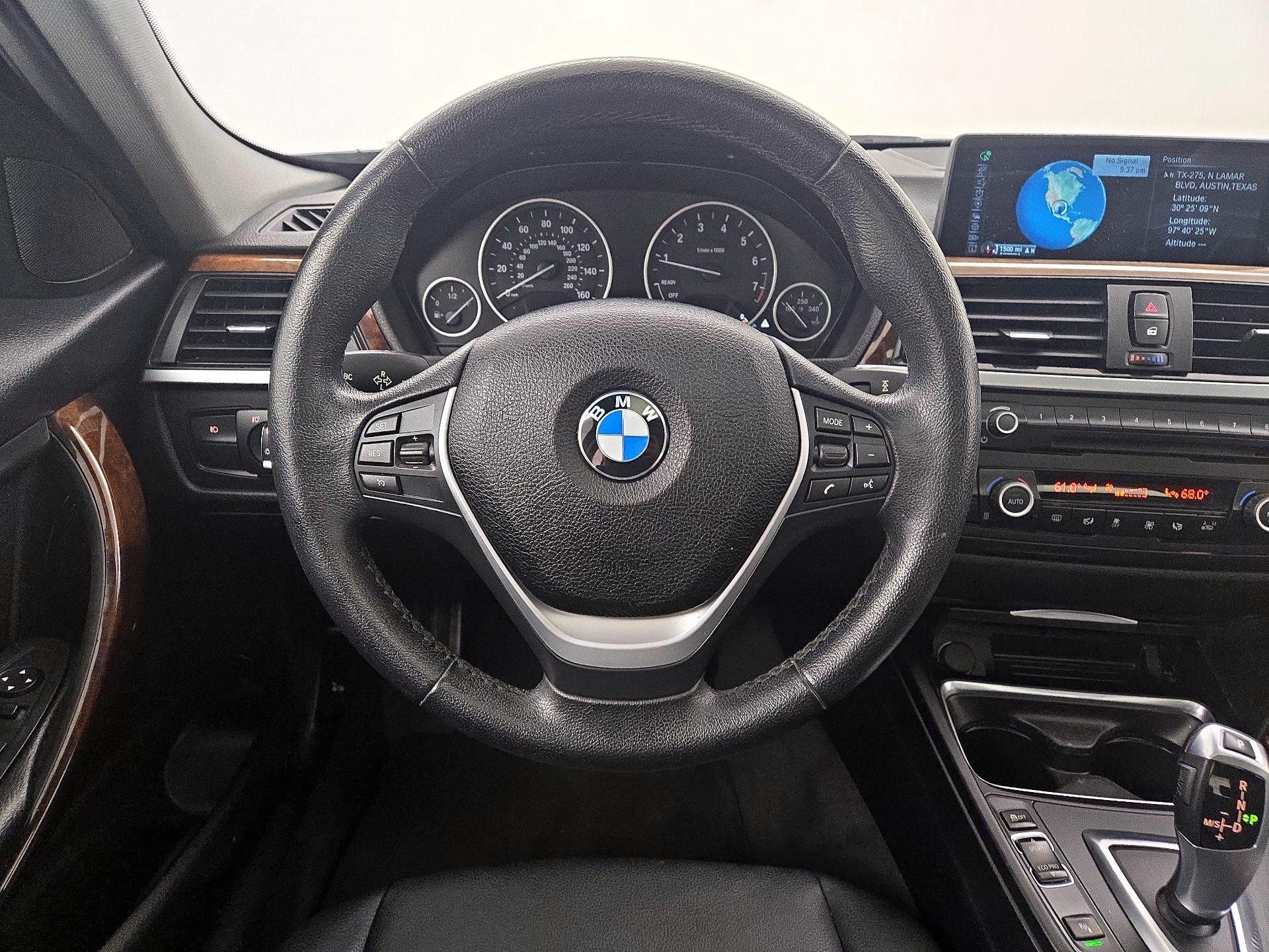 Thumbnail: 2015 BMW 3 Series - 10