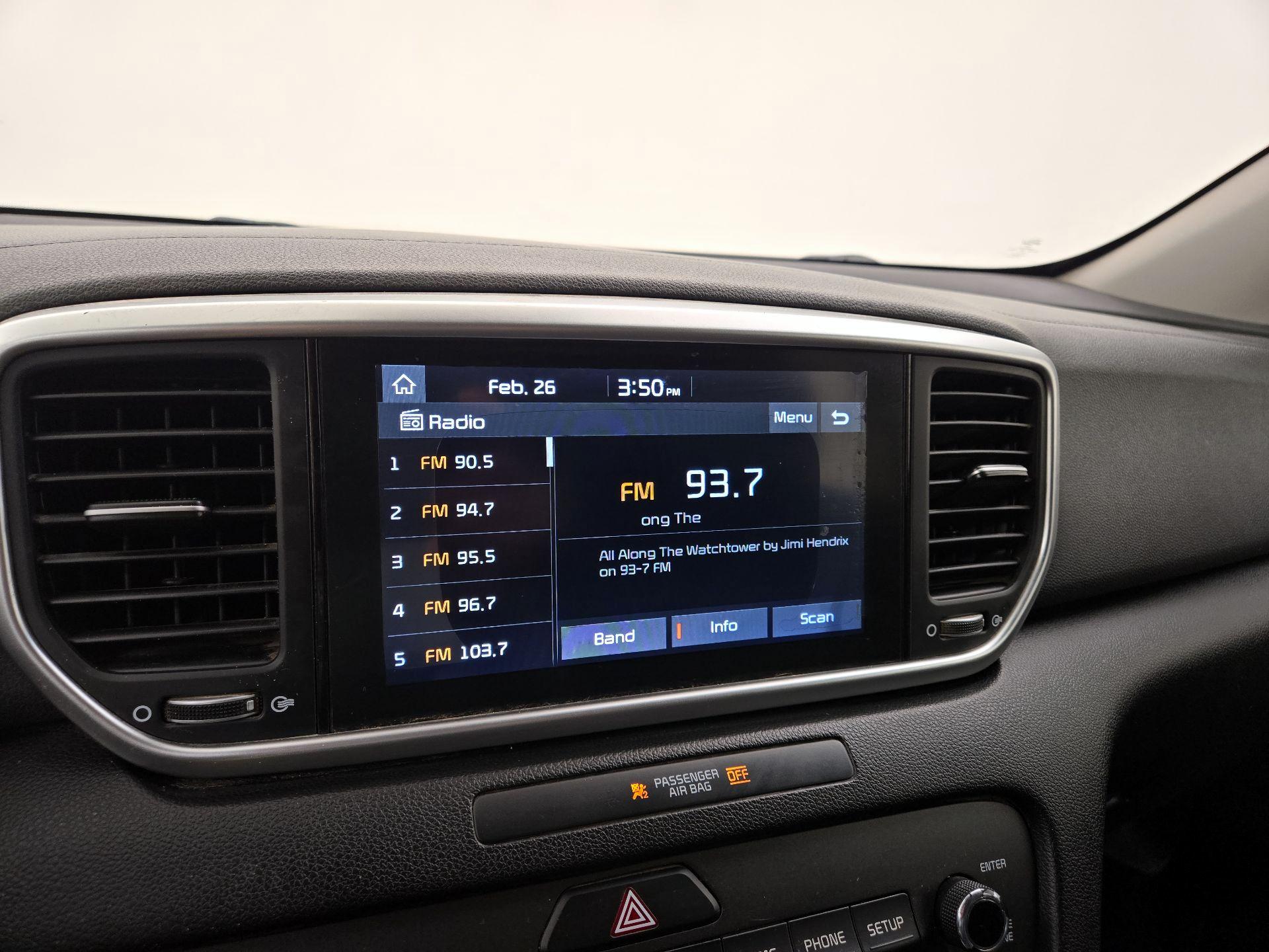 Thumbnail: 2020 Kia Sportage - 15