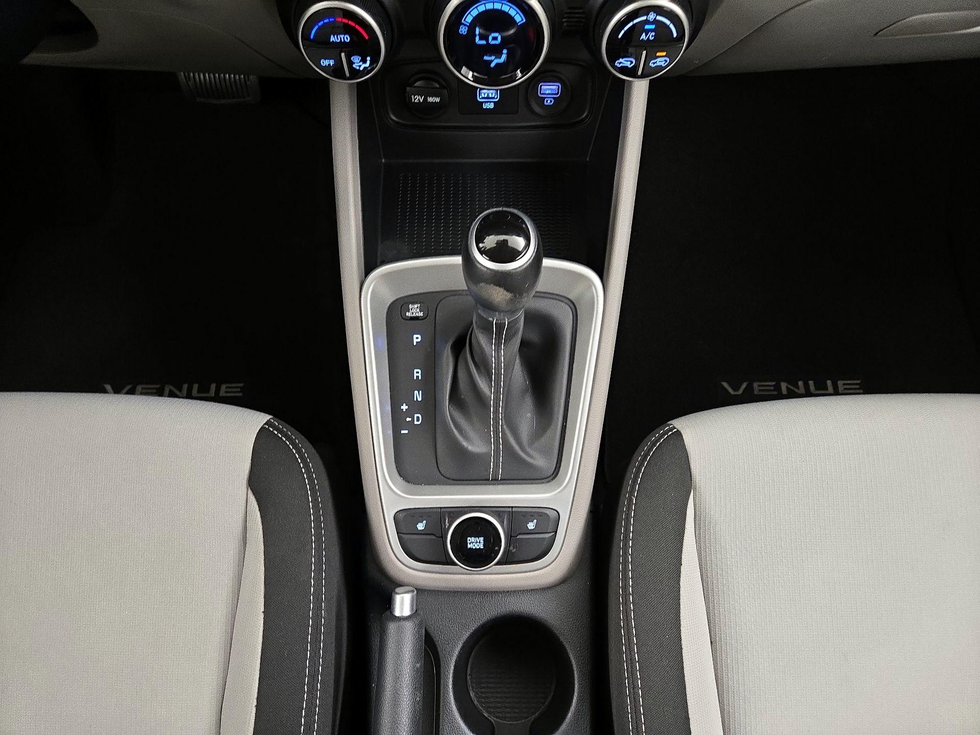 Thumbnail: 2021 Hyundai Venue - 18