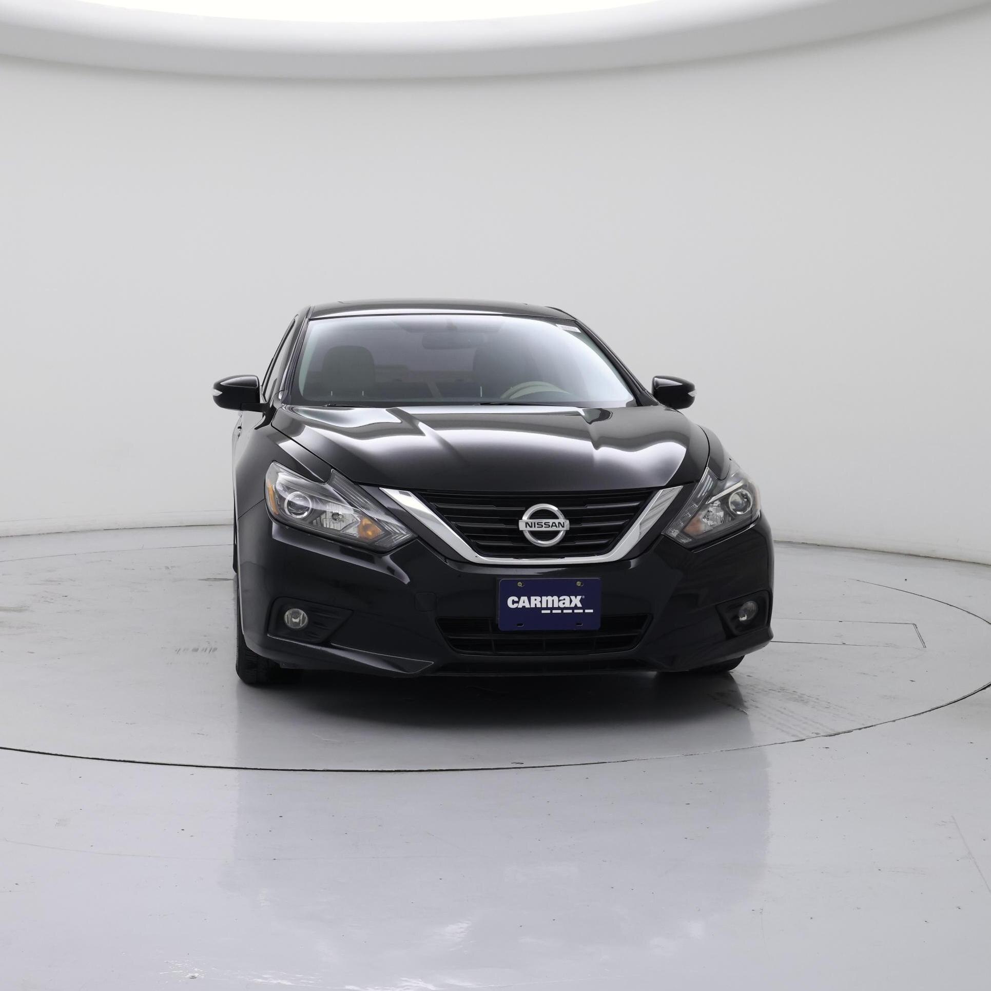 Thumbnail: 2016 Nissan Altima - 5