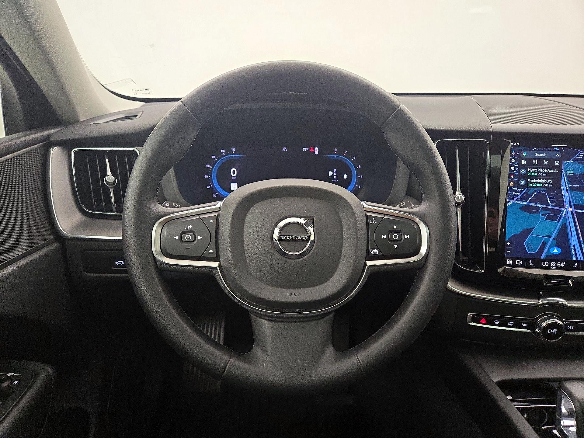 Thumbnail: 2024 Volvo XC60 - 10