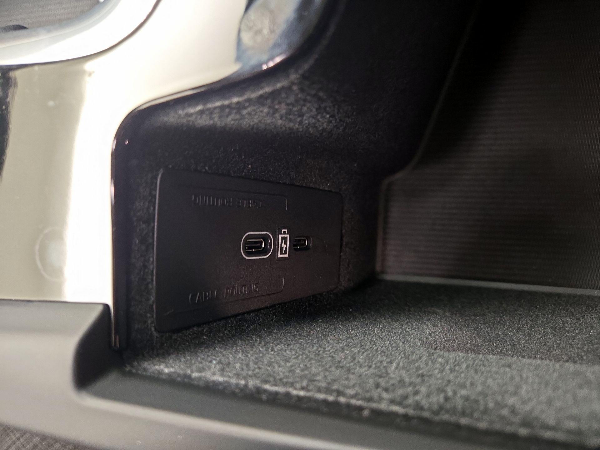 Thumbnail: 2024 Volvo XC60 - 19