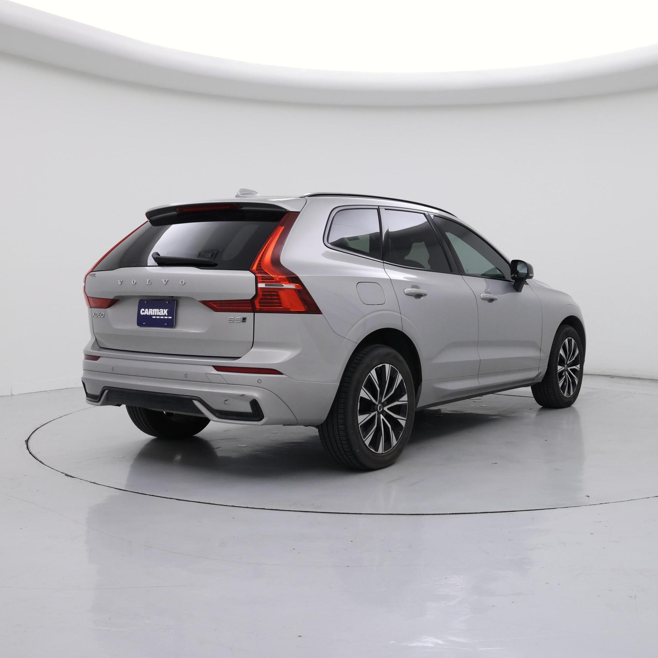 Thumbnail: 2024 Volvo XC60 - 8