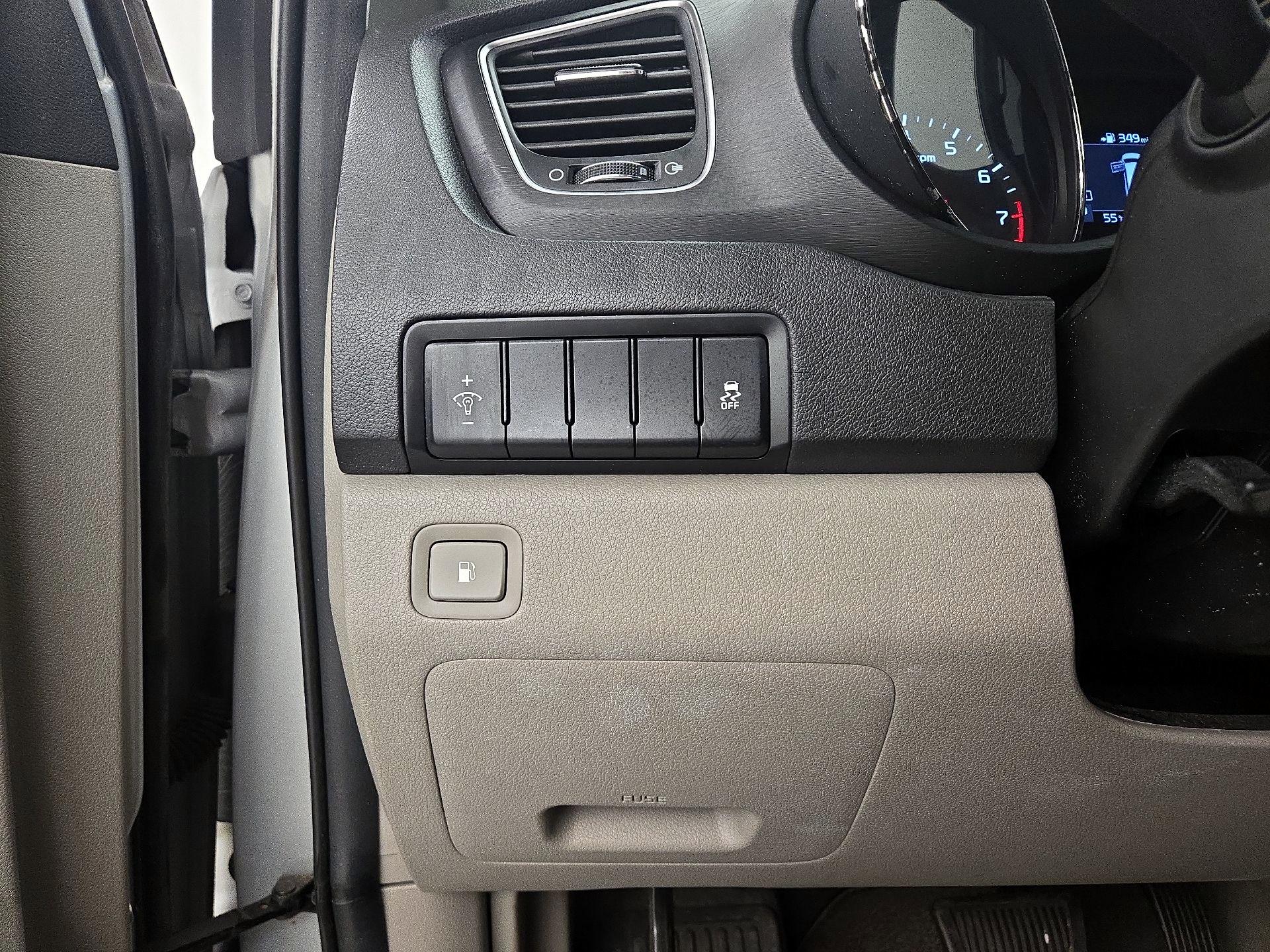 Thumbnail: 2021 Kia Sedona - 13