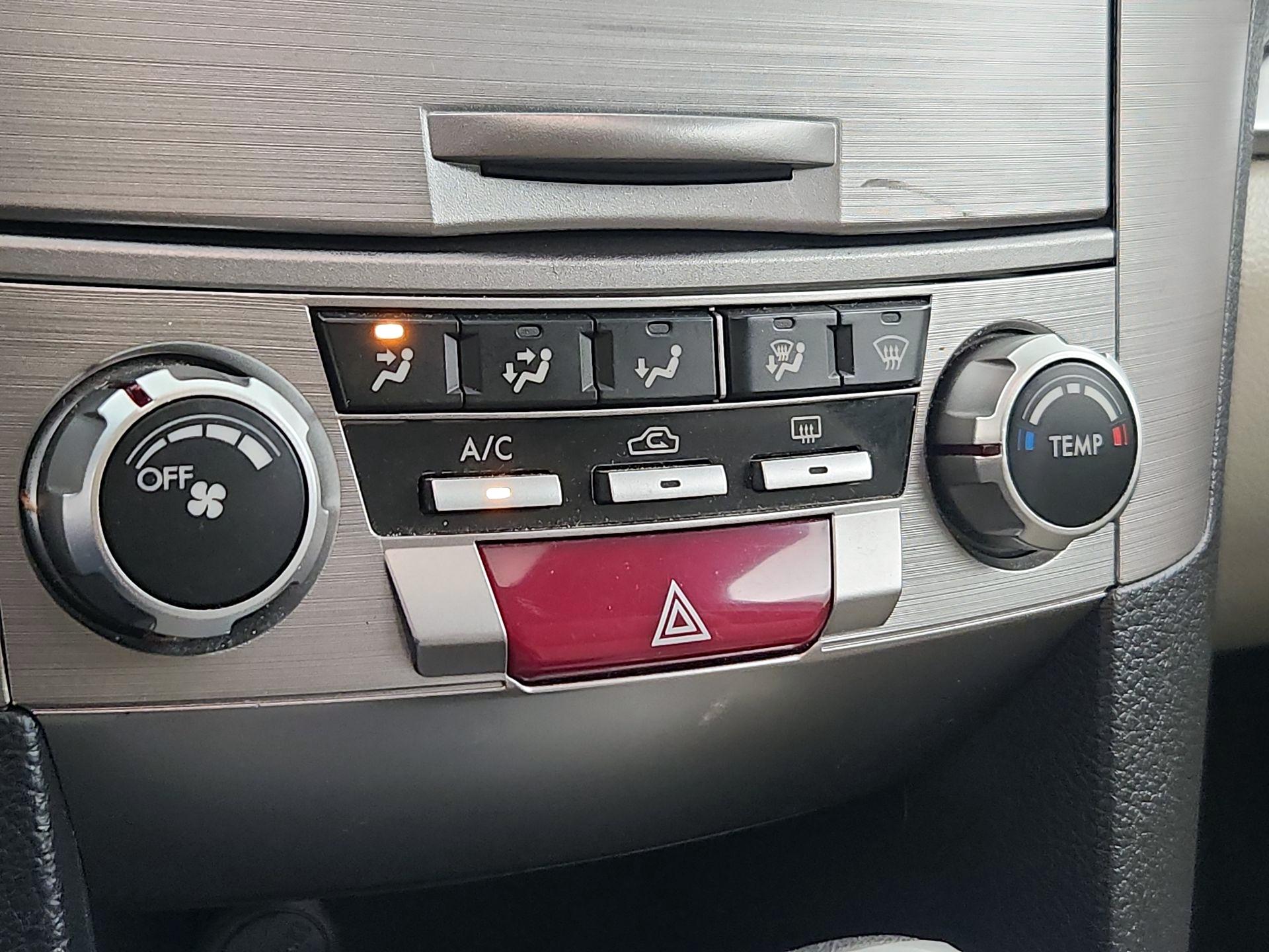 Thumbnail: 2014 Subaru Outback - 16