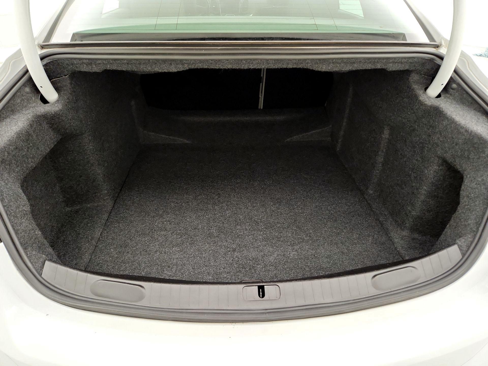 Thumbnail: 2016 Chevrolet Impala - 20