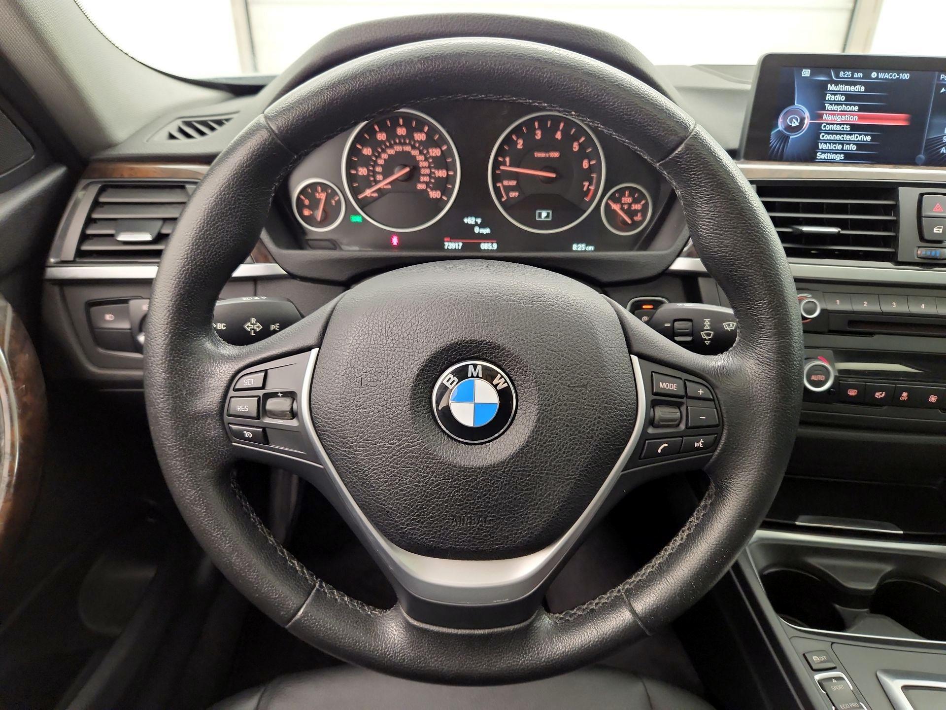 Thumbnail: 2015 BMW 3 Series - 10