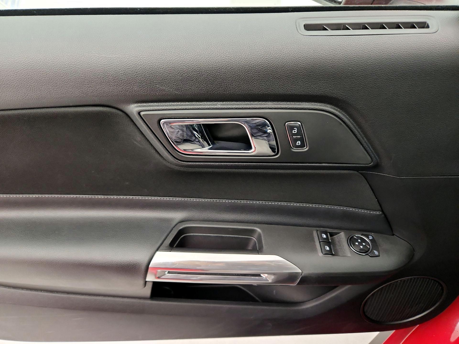 Thumbnail: 2017 Ford Mustang - 12