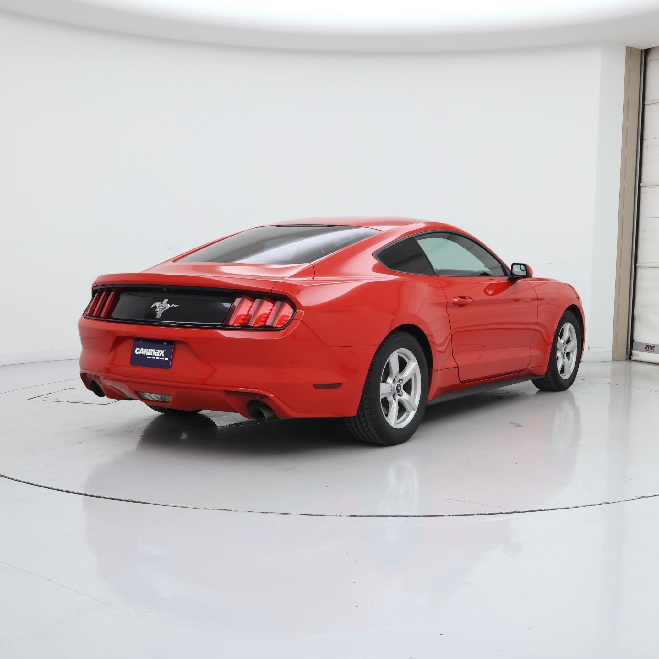 Thumbnail: 2017 Ford Mustang - 8