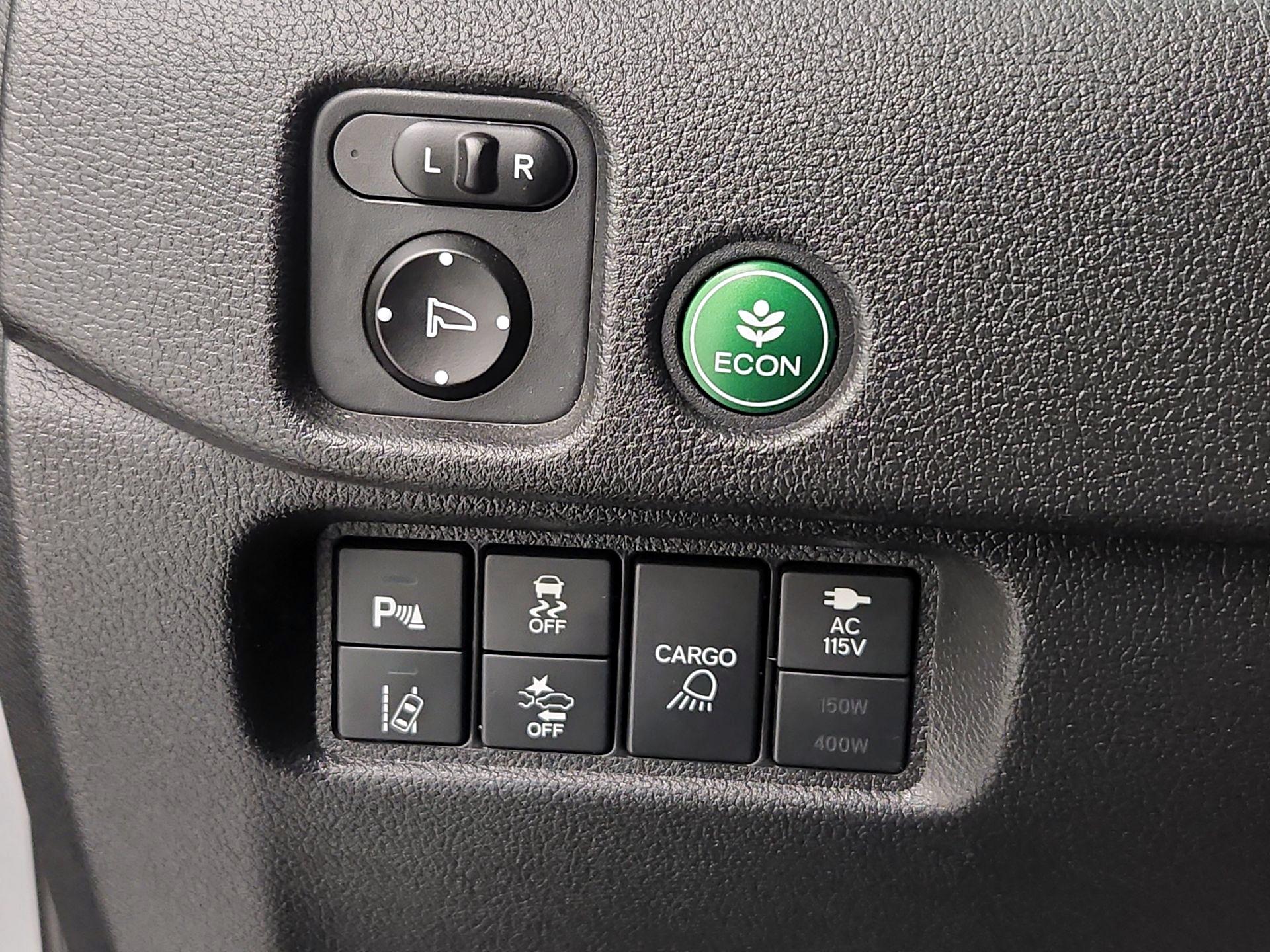 Thumbnail: 2018 Honda Ridgeline - 13