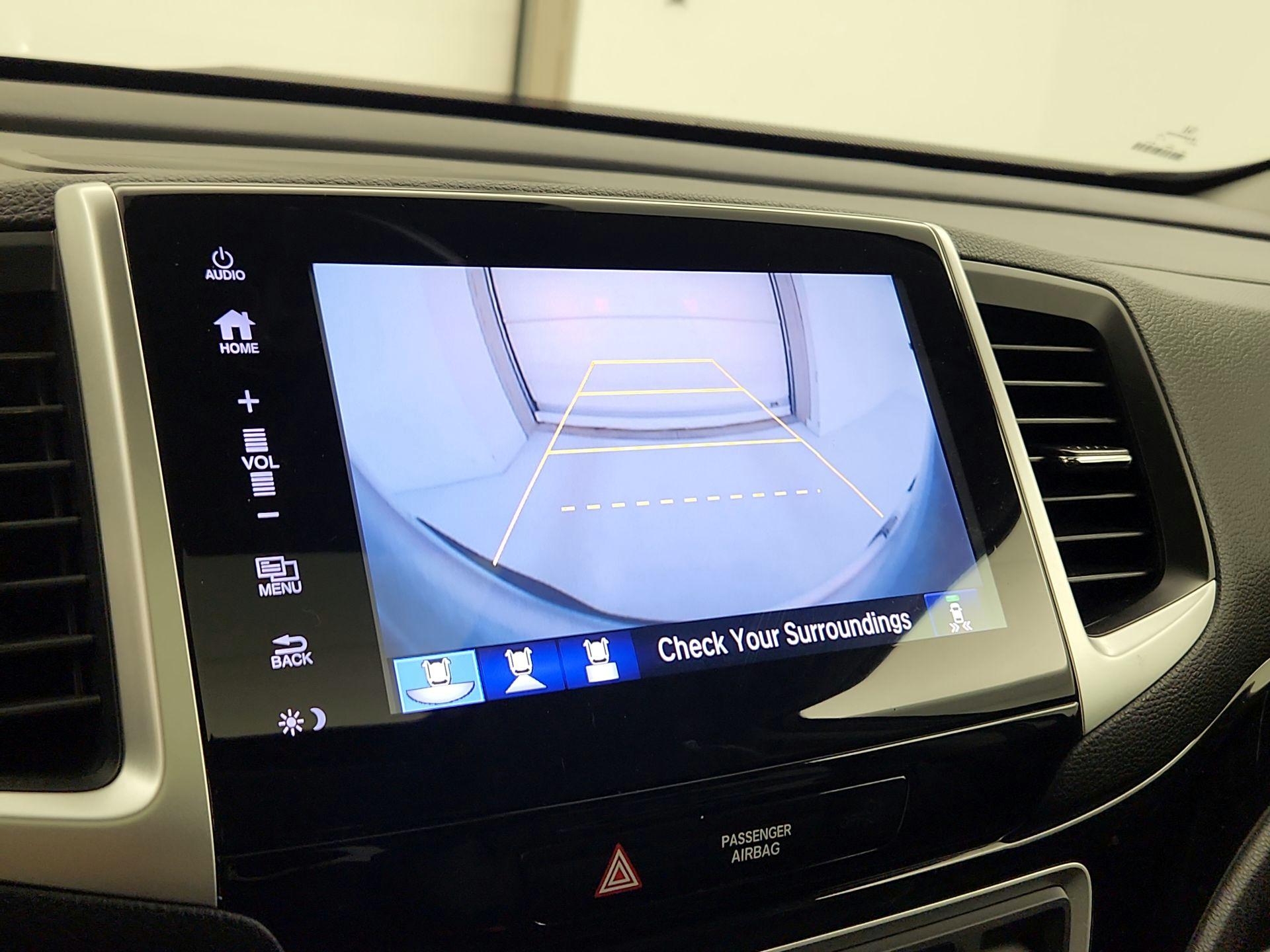 Thumbnail: 2018 Honda Ridgeline - 15