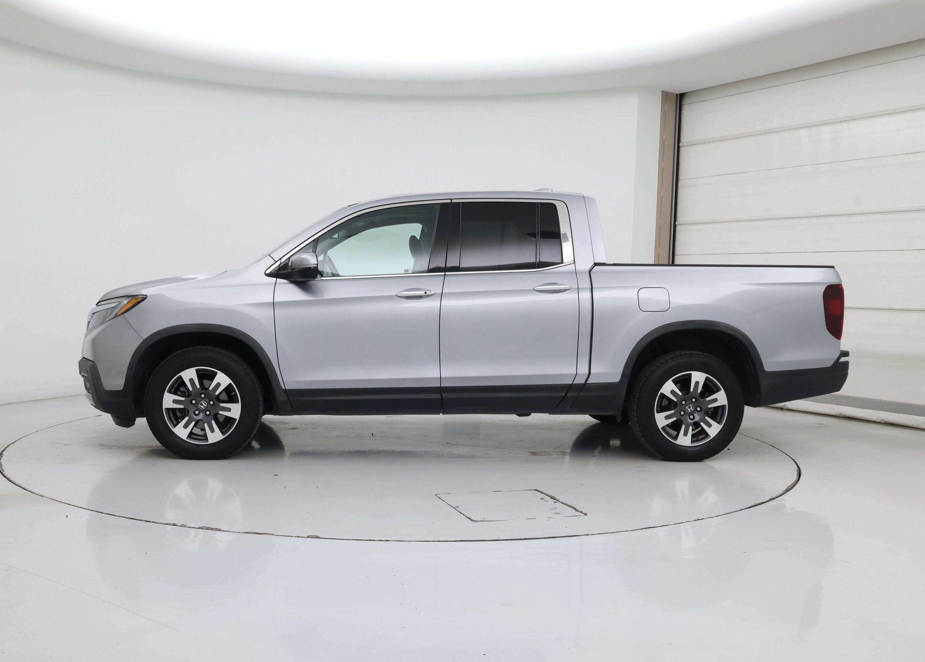 Thumbnail: 2018 Honda Ridgeline - 3