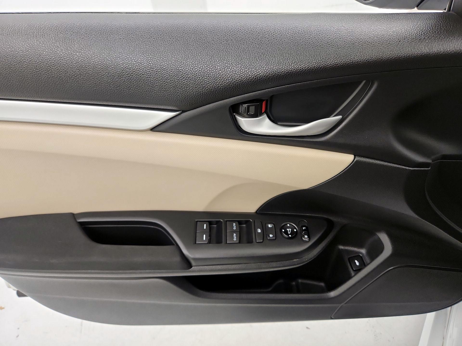 Thumbnail: 2019 Honda Civic - 12