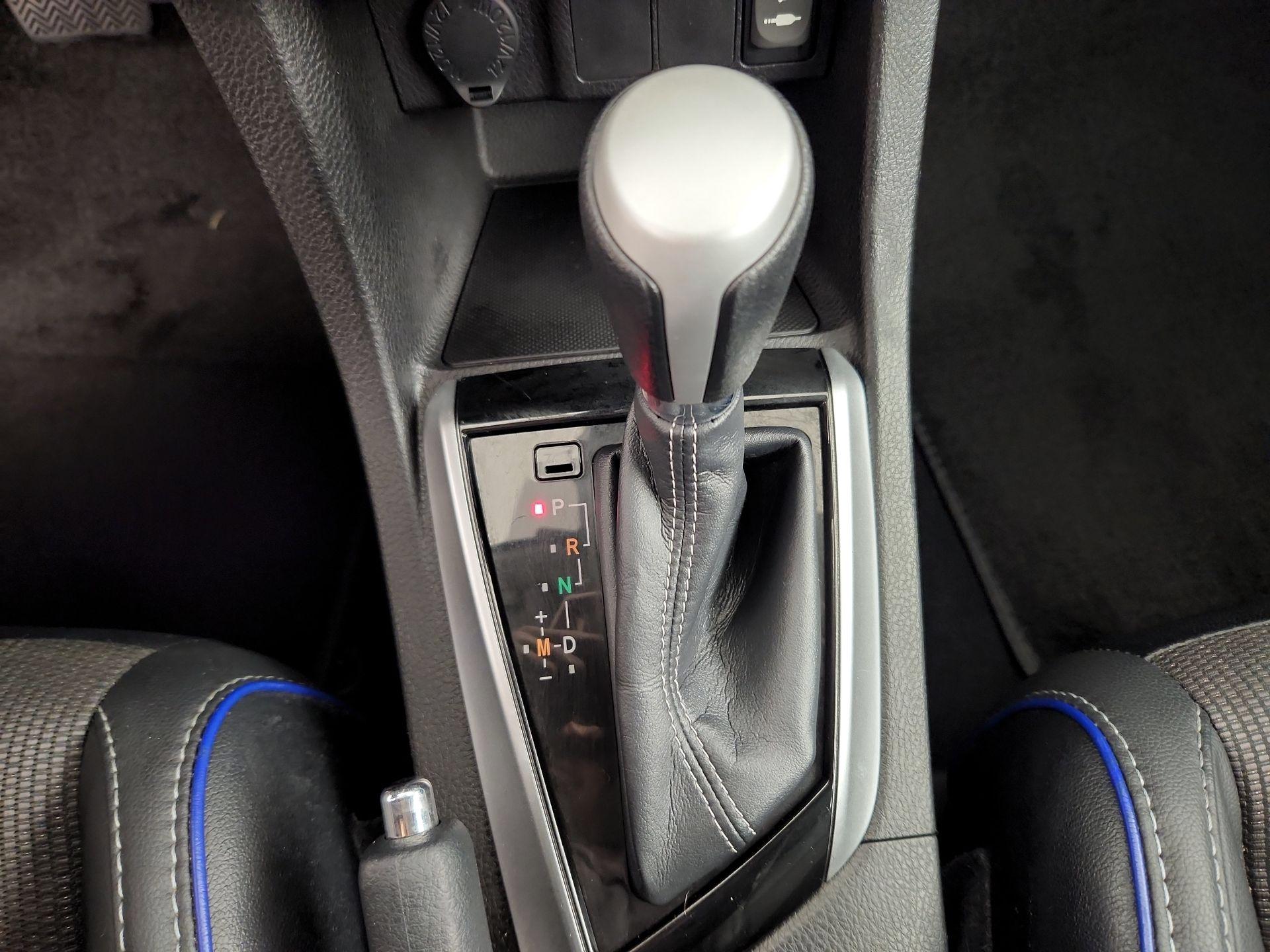 Thumbnail: 2017 Toyota Corolla - 17