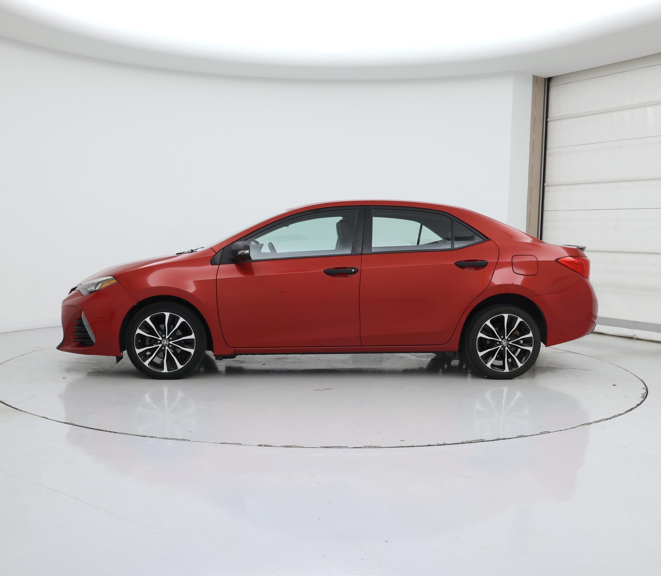 Thumbnail: 2017 Toyota Corolla - 3