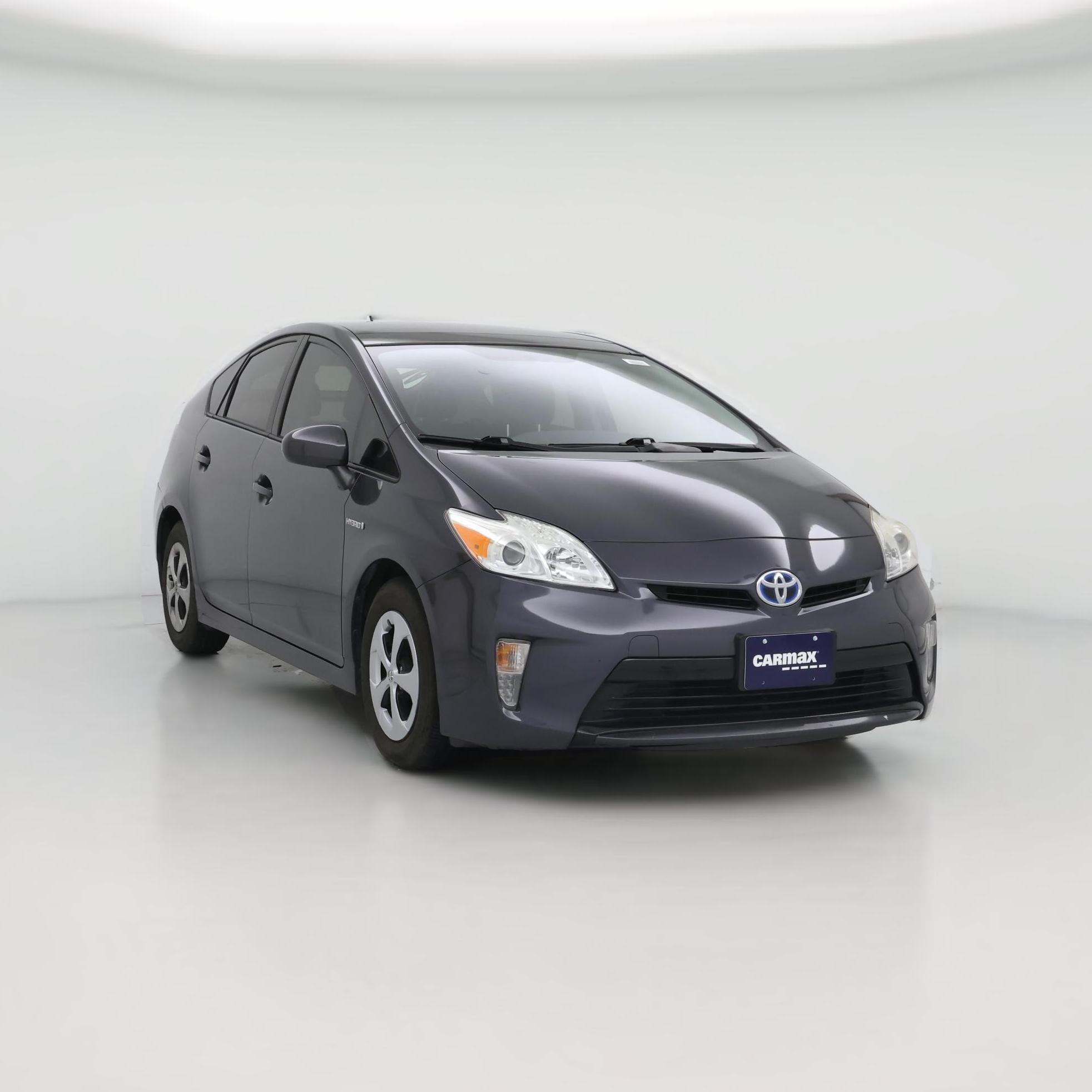 Thumbnail: 2015 Toyota Prius - 1