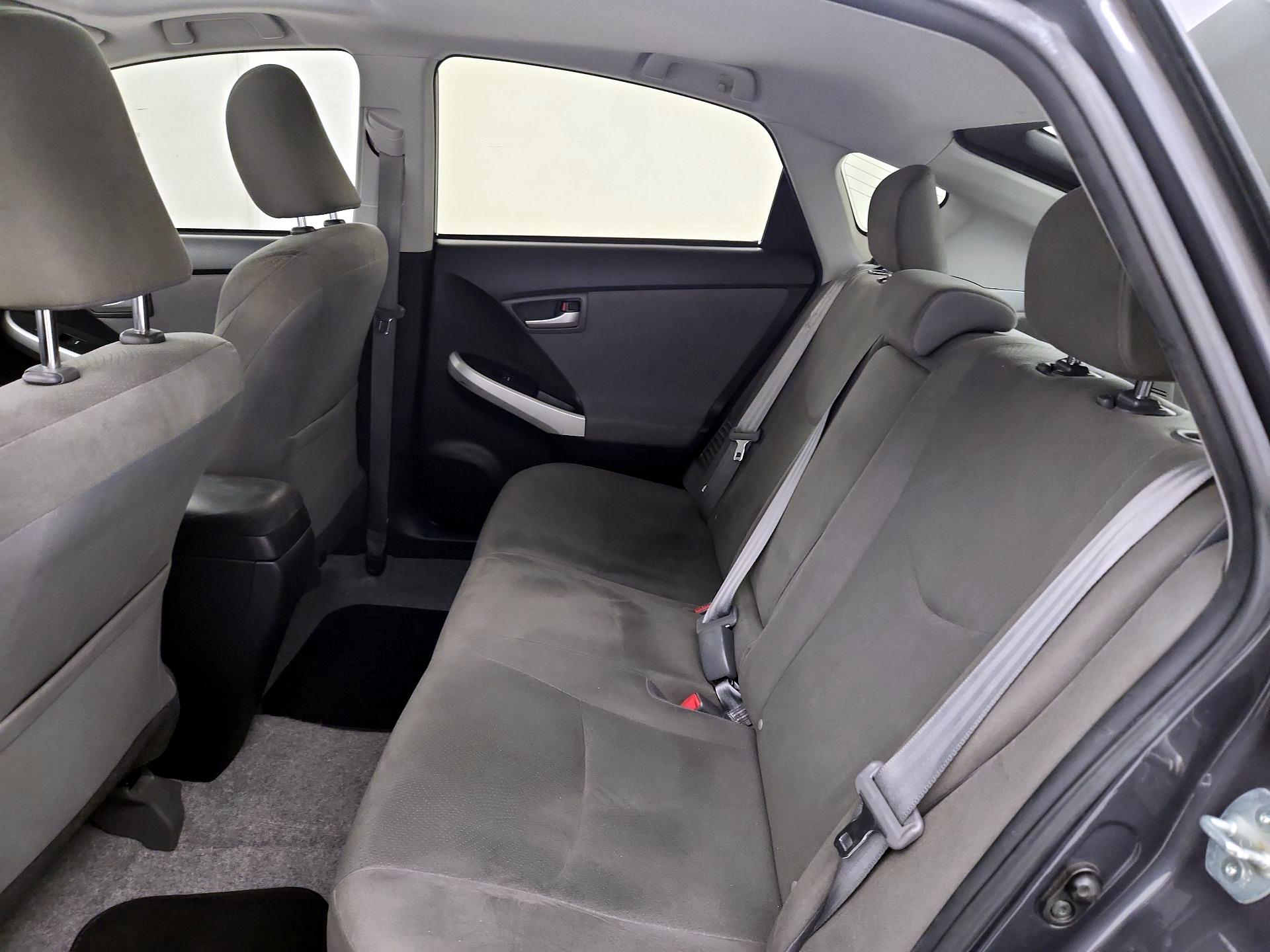 Thumbnail: 2015 Toyota Prius - 20